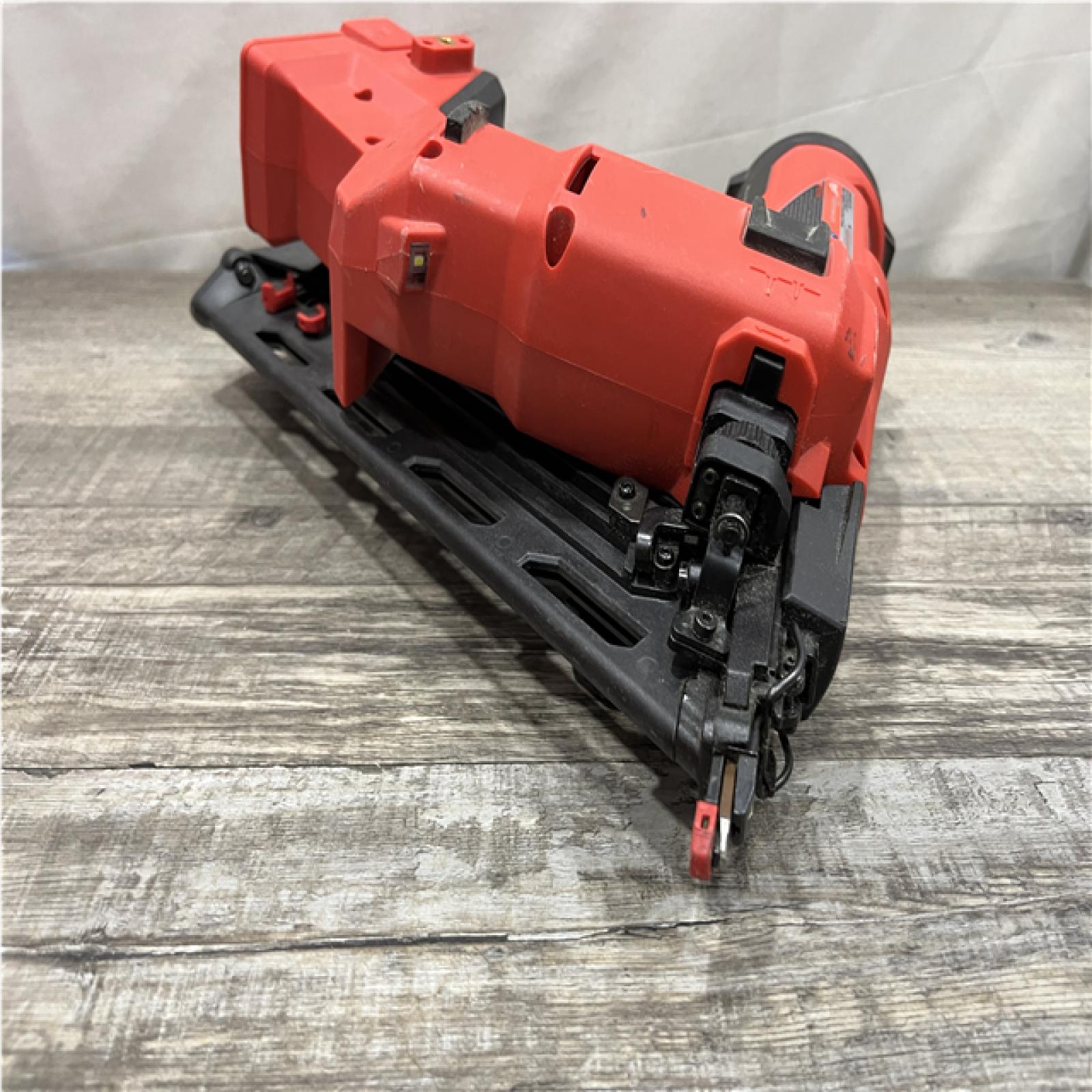 AS-IS Milwaukee FUEL 18V Lithium-Ion Brushless Cordless Gen II 15-Gauge Angled Nailer (Tool-Only)