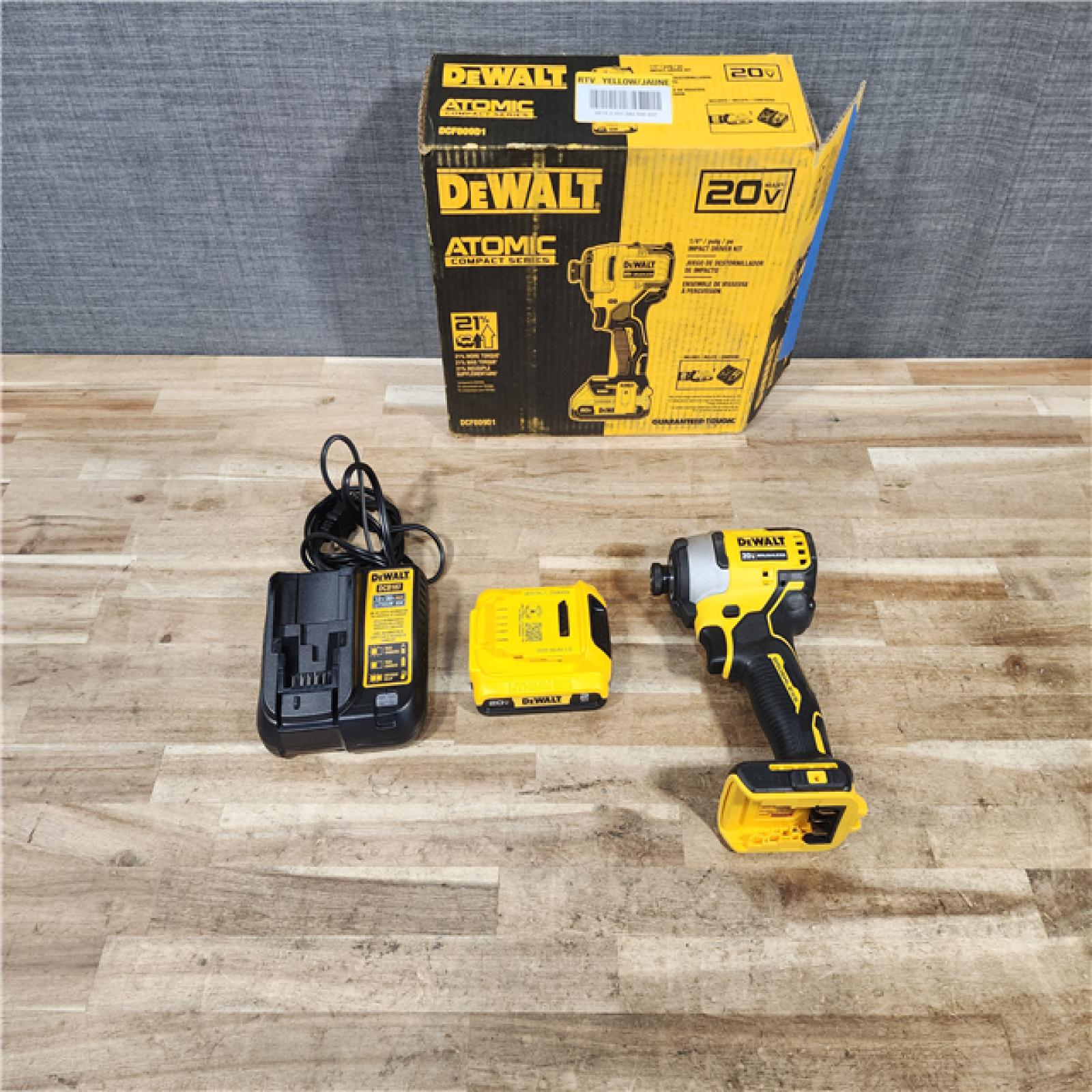 HOUSTON LOCATION - AS - IS DEWALT Atomic 20V Max Lithium-Ion Brushless Cordless Compact 1/4 in. Impact Driver Kit