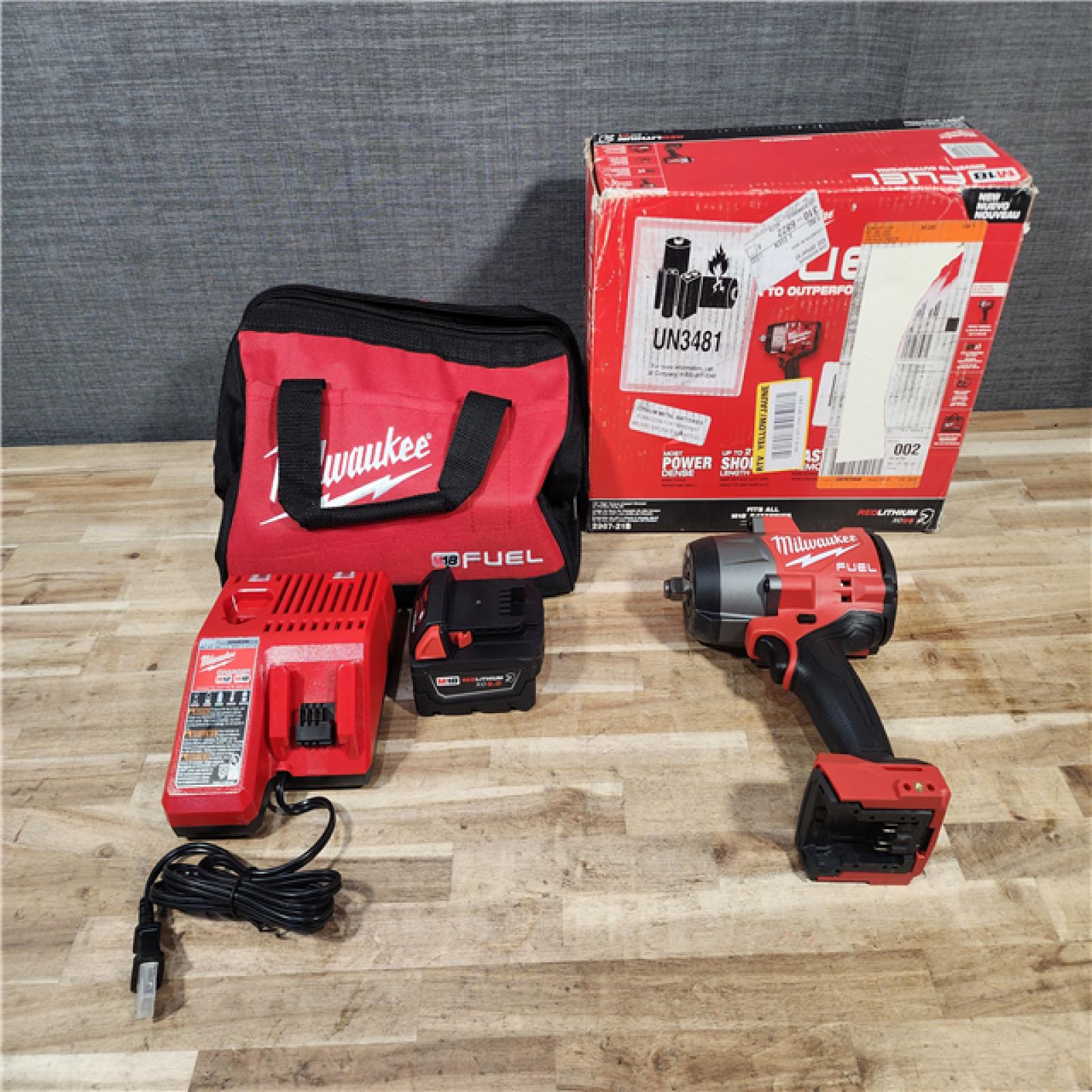 HOUSTON LOCATION - AS-IS Milwaukee FUEL 18V Lithium-Ion Brushless Cordless 1/2 in. Impact Wrench w/Friction Ring Kit