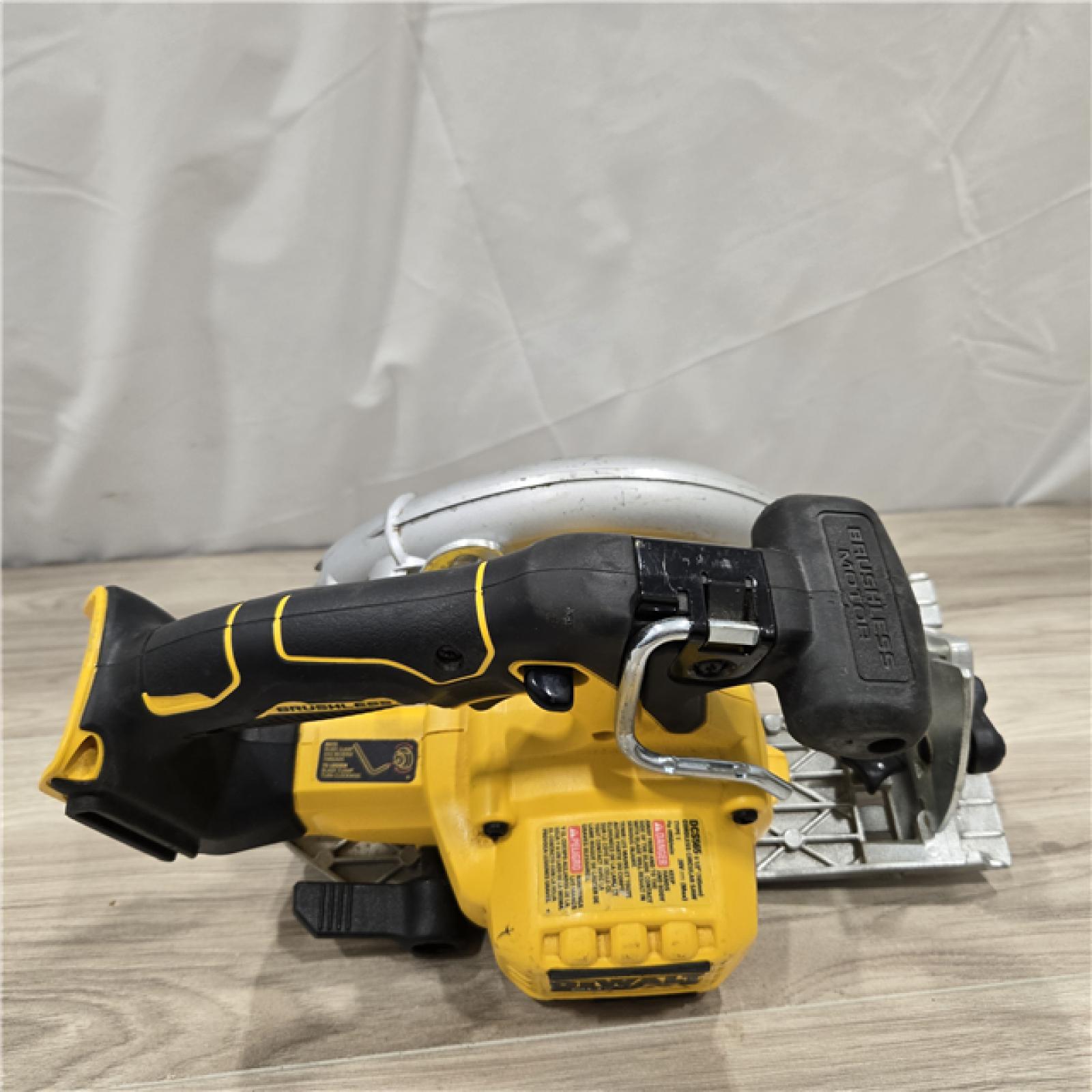 AS-IS DeWALT DCS565B 20V Max 6.5 Cordless Circular Saw (TOOL ONLY)
