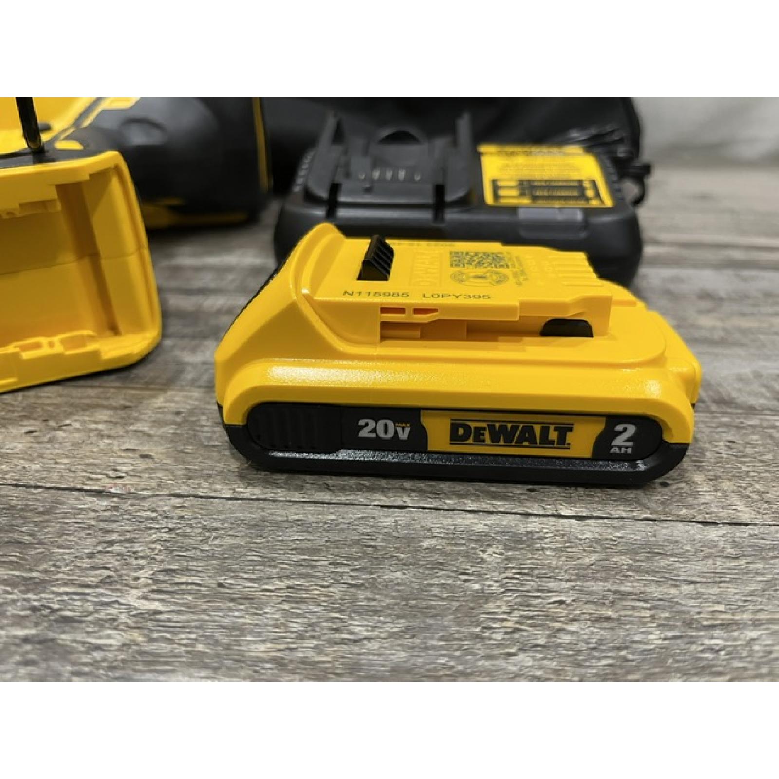 AS-IS DEWALT 20V MAX XR 16-Gauge Electric Cordless Angled Finishing Nailer Kit
