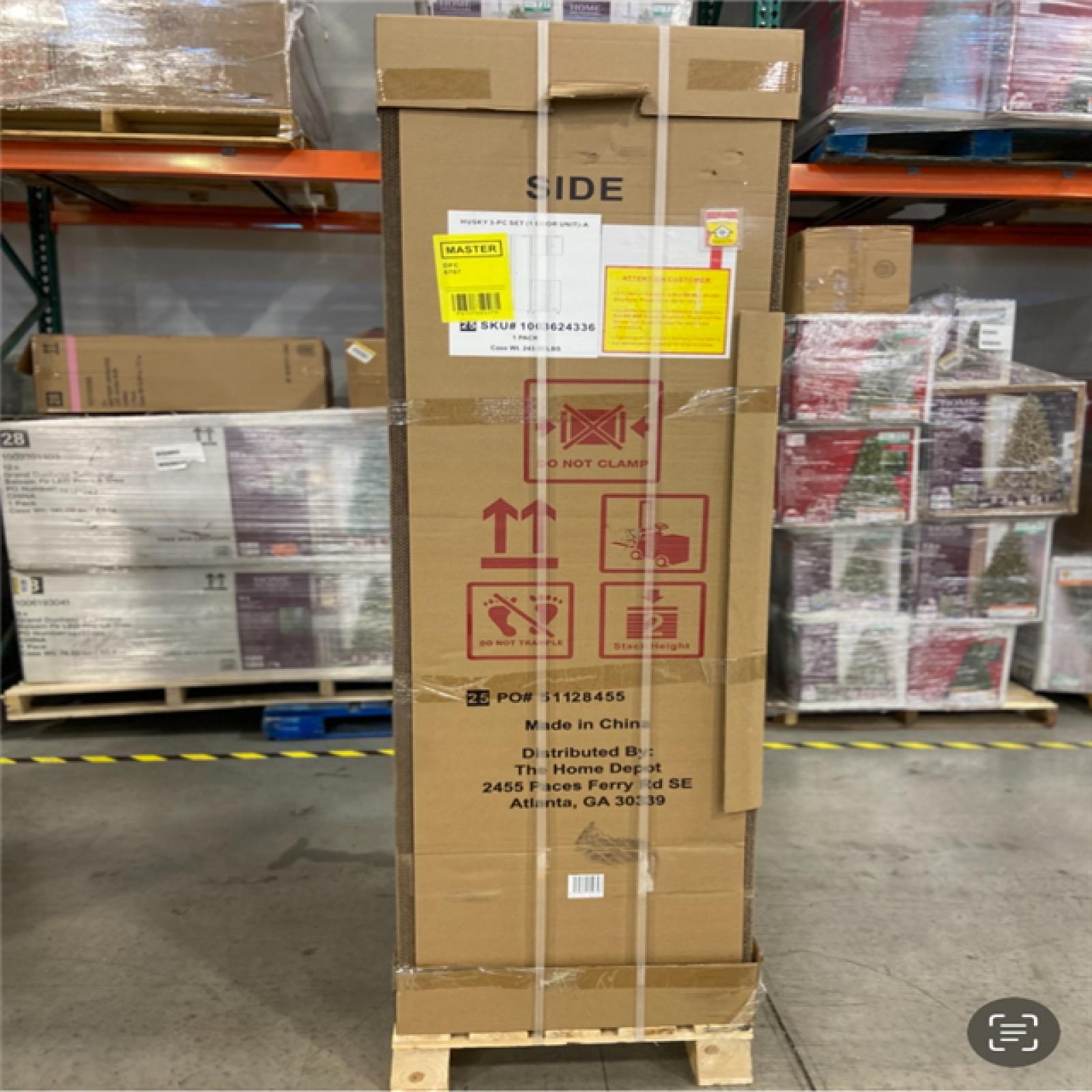 DALLAS LOCATION - Husky 4-Piece Regular Duty Welded Steel Garage Storage System in Black