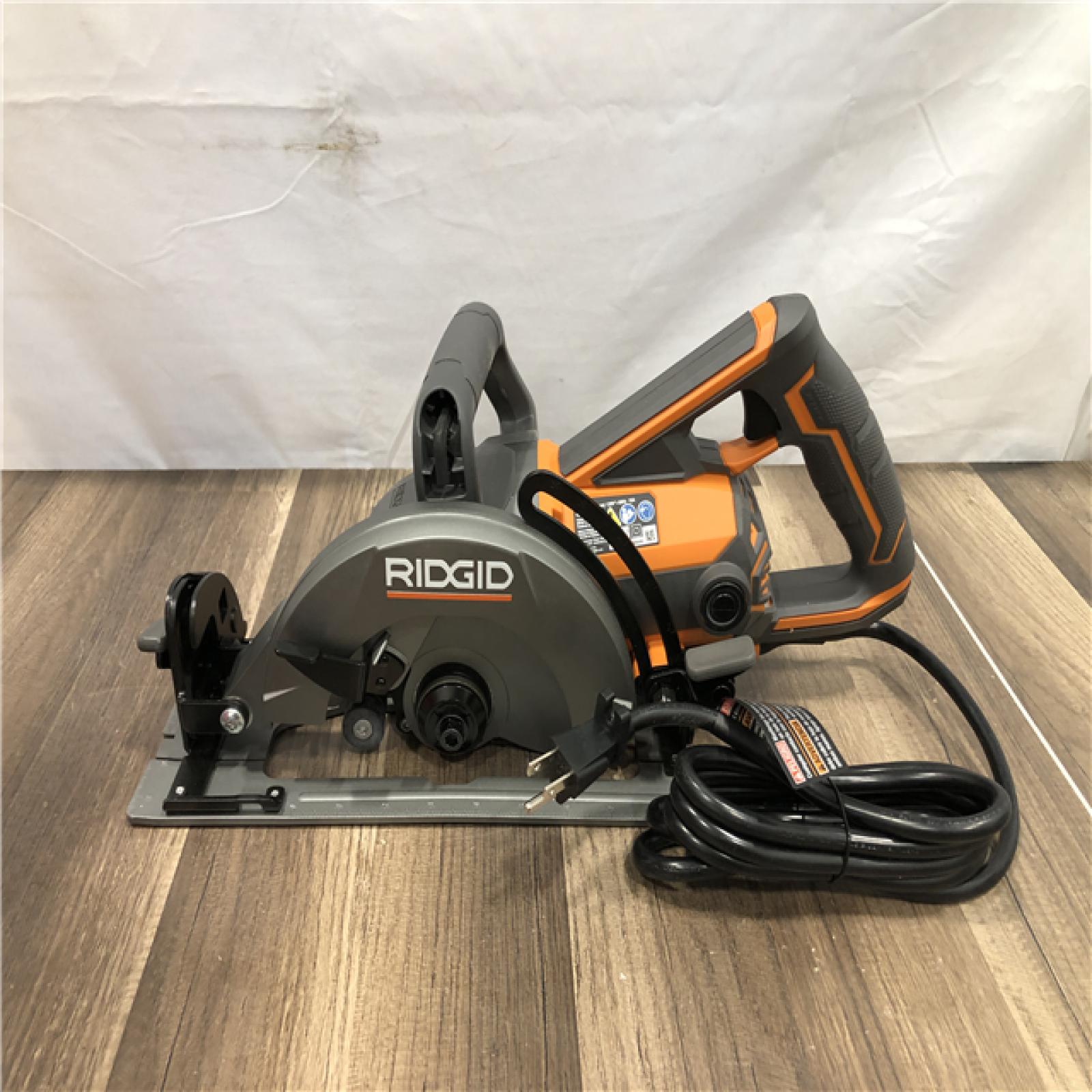 AS-IS RIDGID THRUCOOL 15 Amp 7-1/4 in. Worm Drive Circular Saw