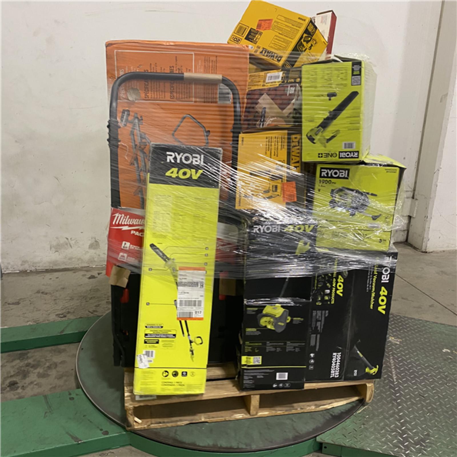 Dallas Location - As-Is Tool Pallet