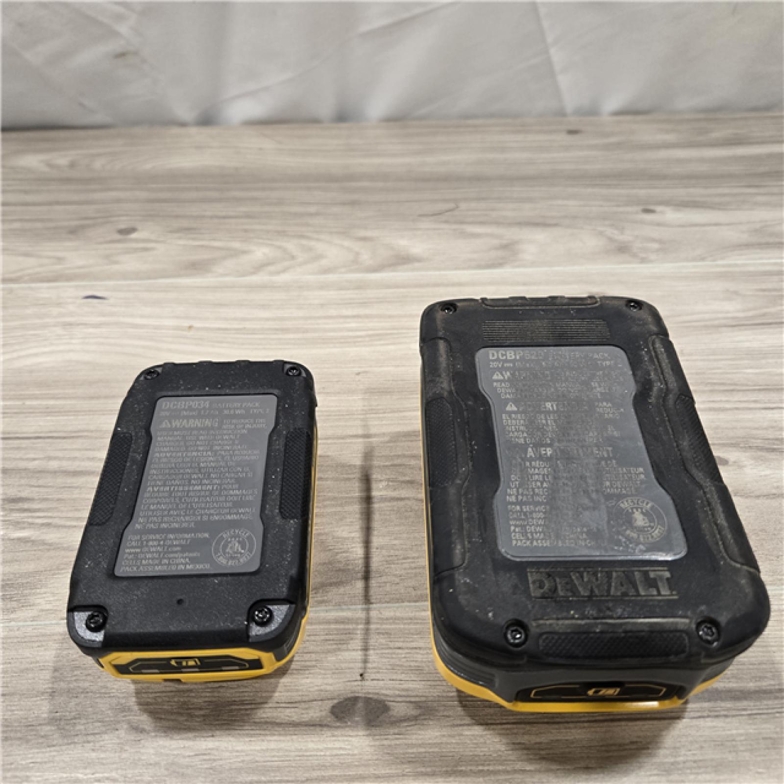 AS-IS Dewalt 20V MAX POWERSTACK Lithium-Ion Batteries and Charger Starter Kit (1.7 Ah/5 Ah) - DCBP315-2C