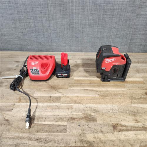 HOUSTON LOCATION - AS-IS Milwaukee Green 125 Ft. Cross Line and Plumb Points Laser Level Kit