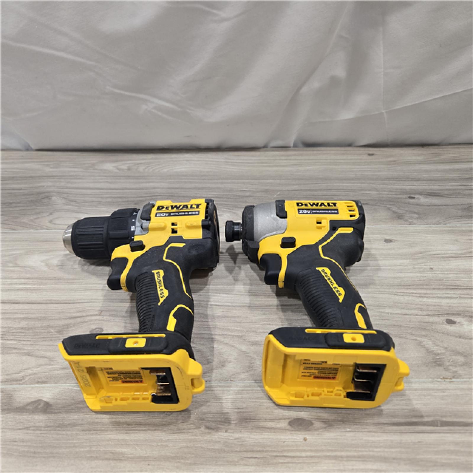 AS-IS Dewalt DCK225D2 20V MAX ATOMIC Compact Cordless Drill Driver and Impact Driver Combo Kit