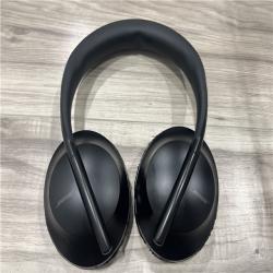 AS-IS Bose Noise Cancelling Headphones 700