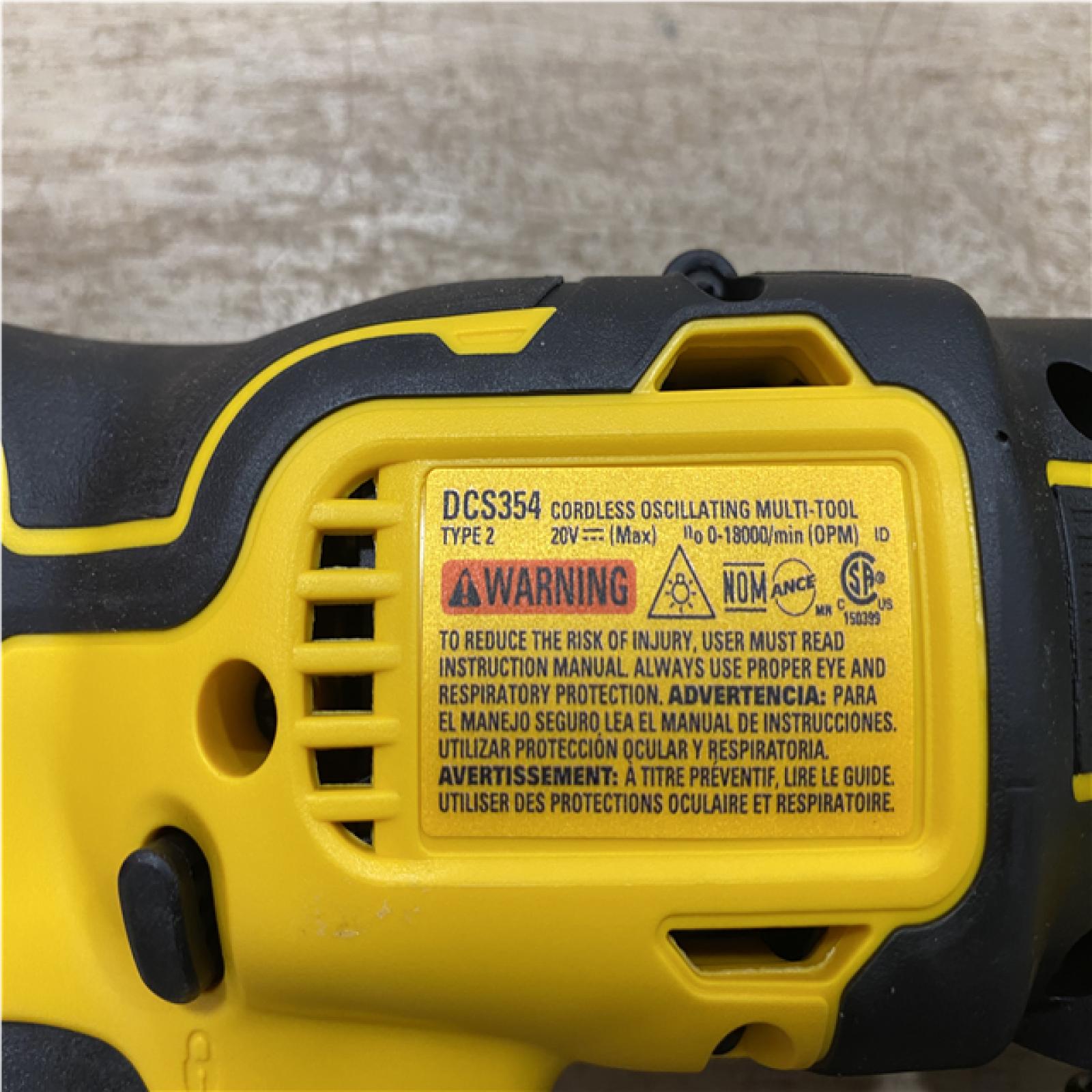 AS-IS DEWALT ATOMIC 20V MAX Cordless Brushless Oscillating Multi Tool (Tool Only)