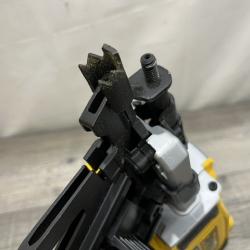 AS-IS DEWALT 20-Volt 21° Cordless Framing Nailer (Tool-Only)