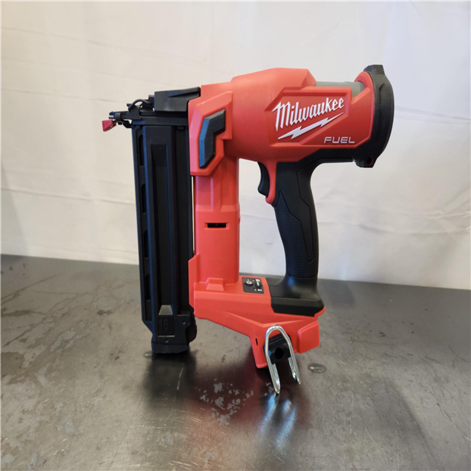 AS-IS- Milwaukee M18 FUEL 18 Gauge Brad Nailer