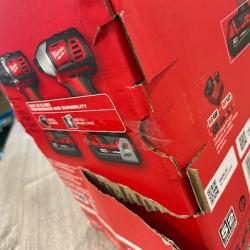 NEW - Milwaukee 18V Lithium-Ion Cordless Drill Driver/Impact Driver Combo Kit