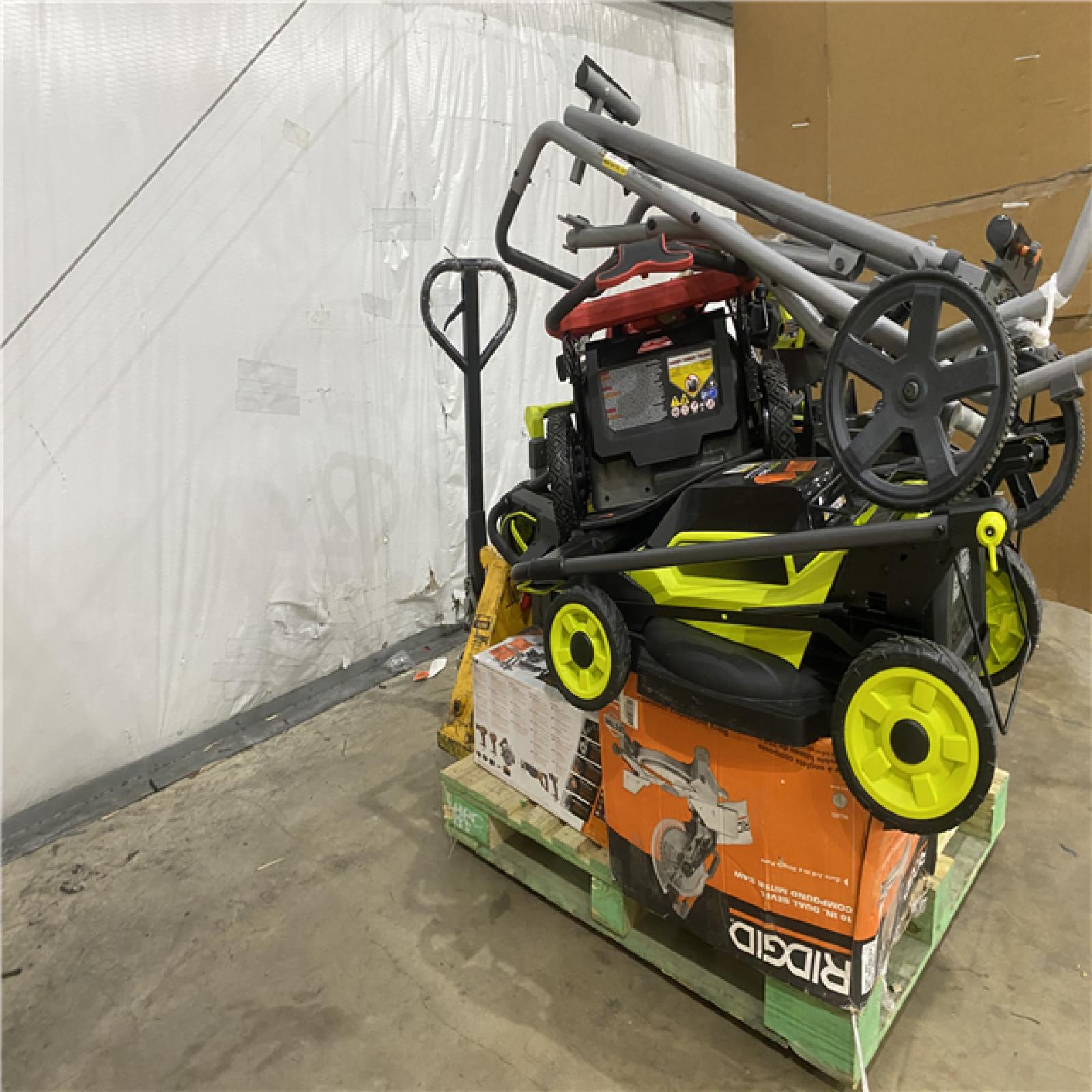 Houston Location AS IS - Tool Pallet
