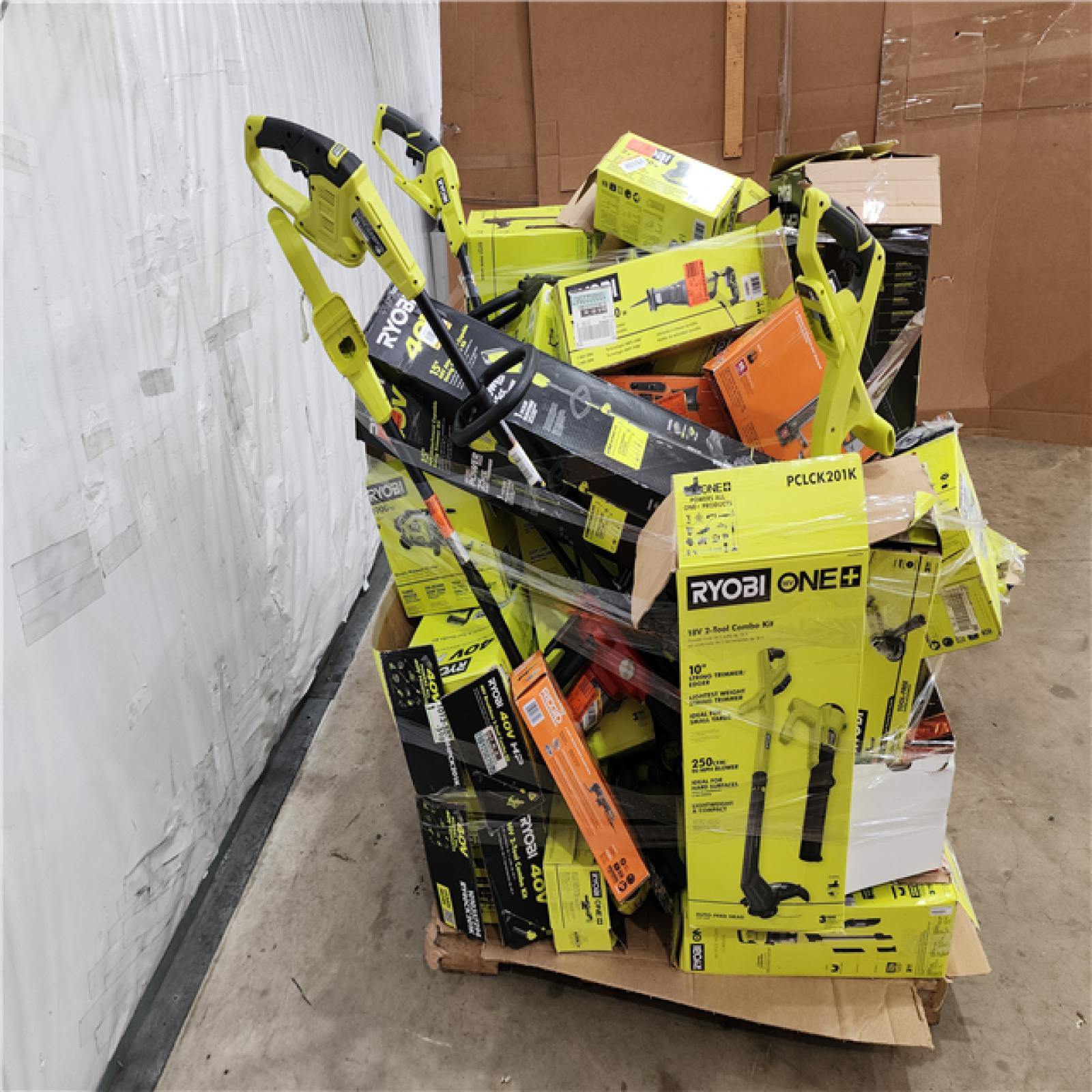 HOUSTON LOCATION - AS-IS TOOL PALLET
