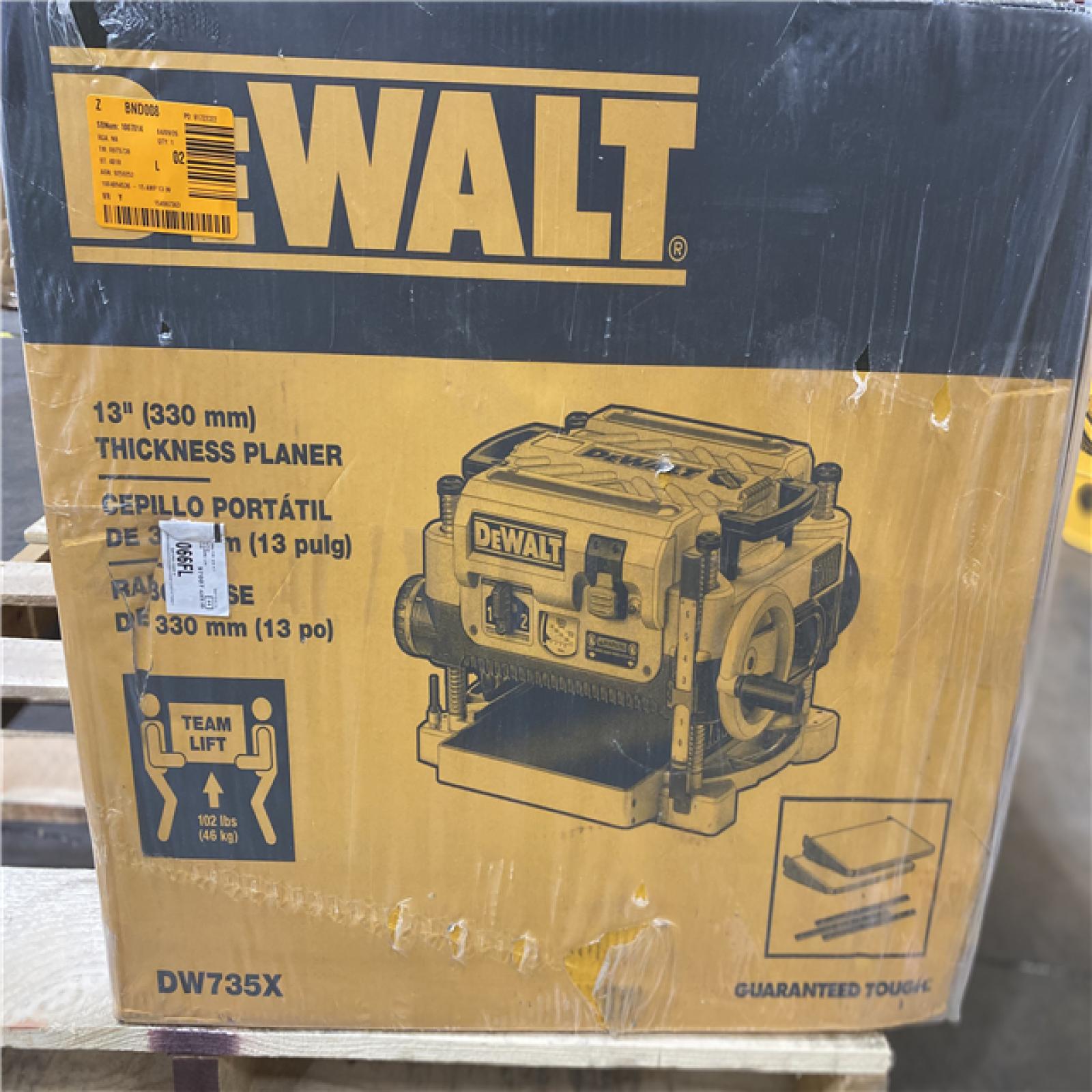 Dallas Location - NEW-  DEWALT 13 2 Speed 3-Knife Thickness Planer