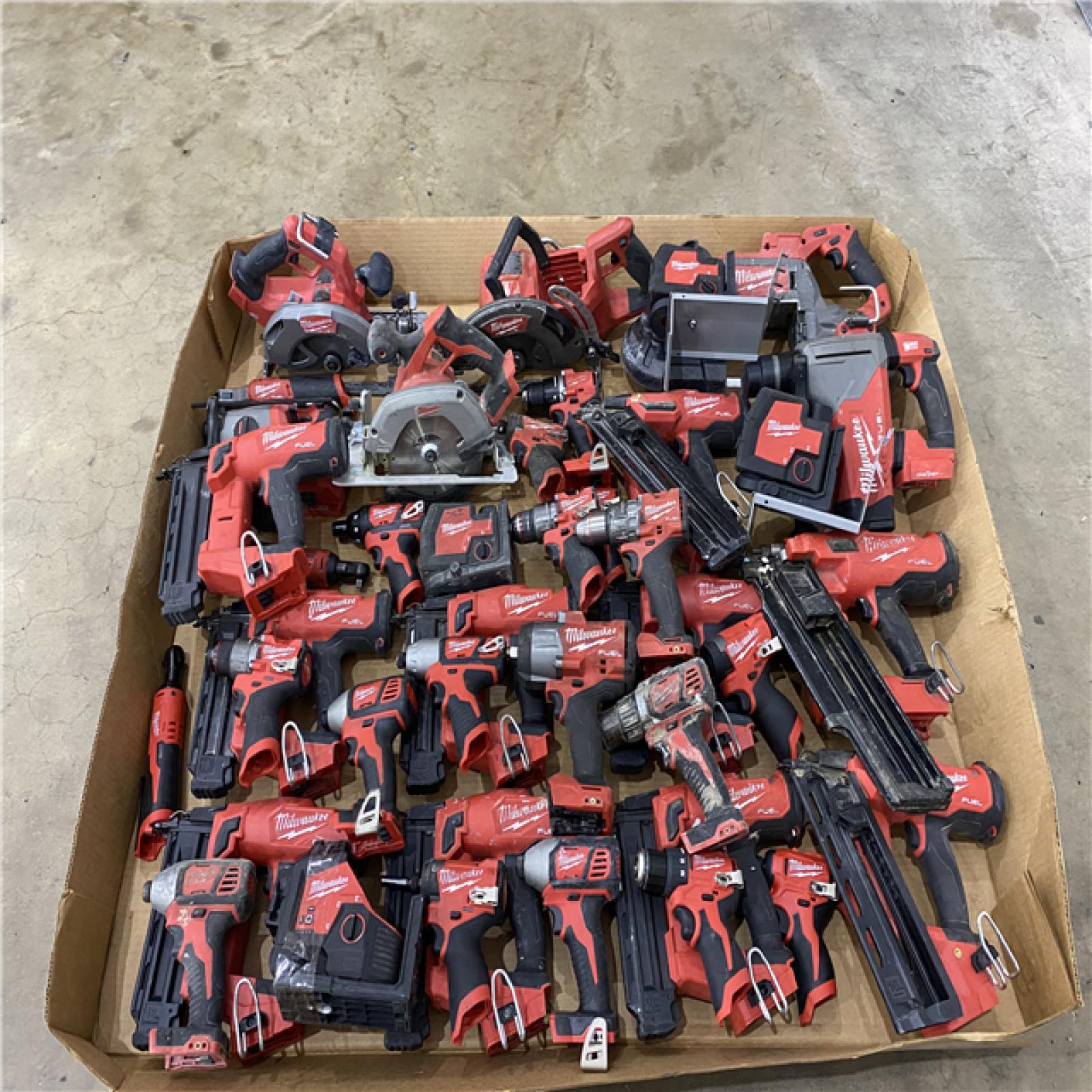 Houston Location AS IS - Tool Pallet