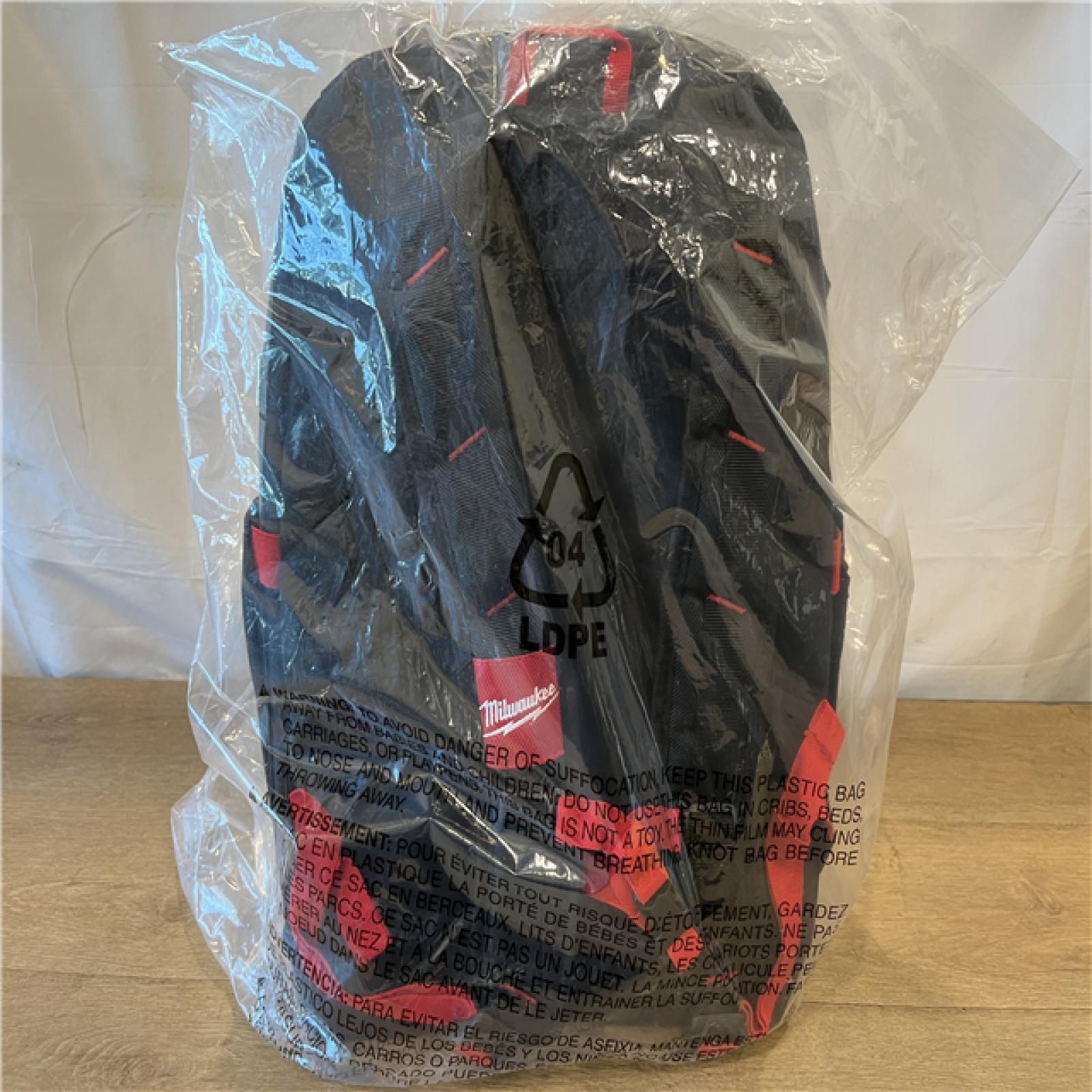 NEW! Milwaukee 15 in. Ultimate Jobsite Tool Backpack