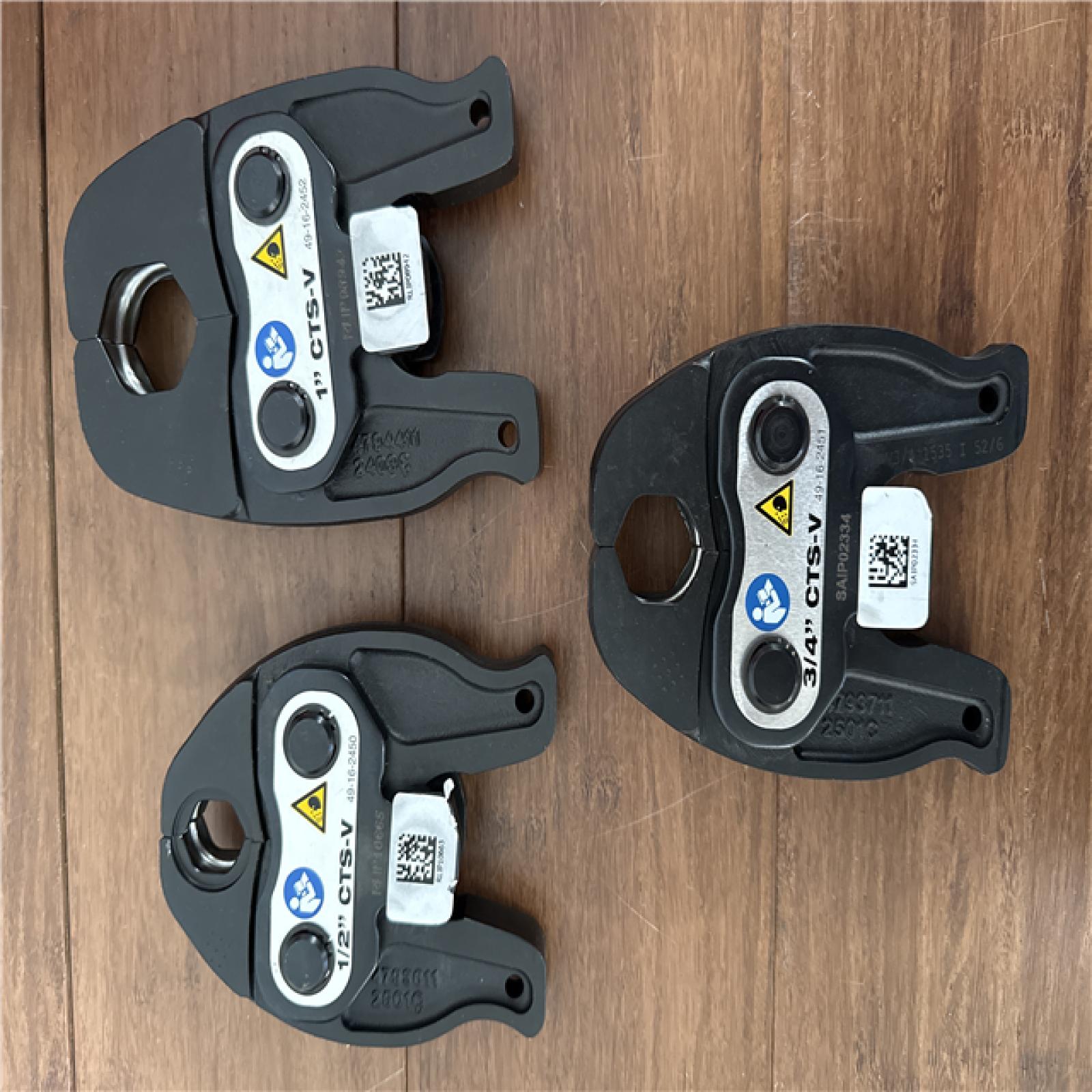 California AS-IS Milwaukee M12 Force Logic Press Tool Kit  Includes (2) Batteries  Charger and Hard Case