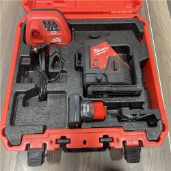 AS-IS- Milwaukee 12-Volt Lithium-Ion Cordless Green 250 ft. 3-Plane Laser Level Kit