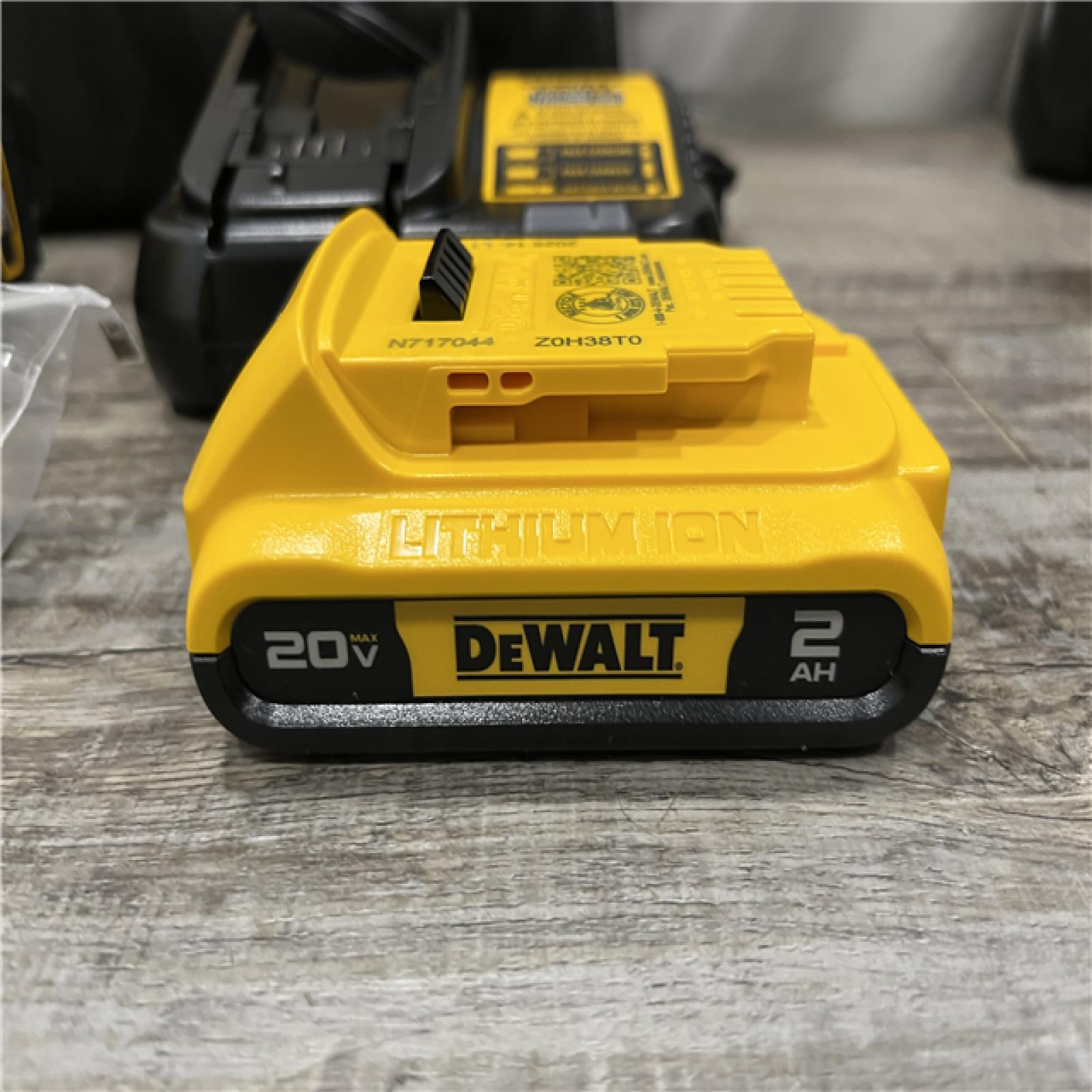 AS-IS DEWALT Atomic 20V Lithium-Ion Cordless Compact 1/2 in. Drill/Driver Kit