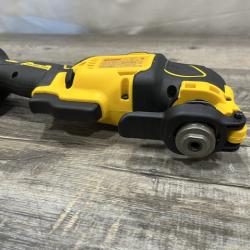 AS-IS DEWALT ATOMIC 20V MAX Lithium-Ion Cordless Brushless Oscillating Tool Kit