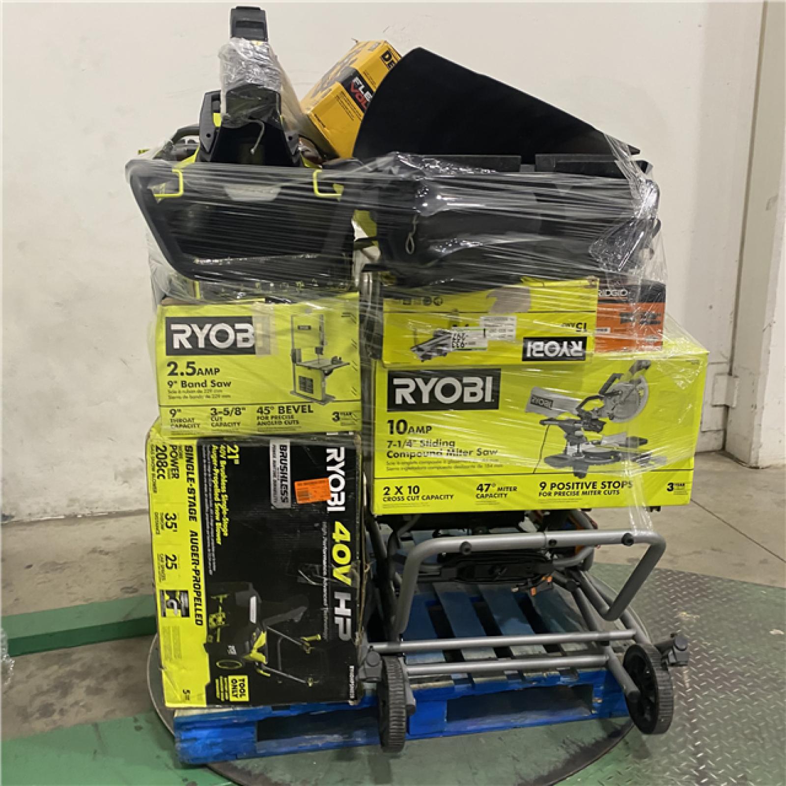 Dallas Location - As-Is Tool Pallet