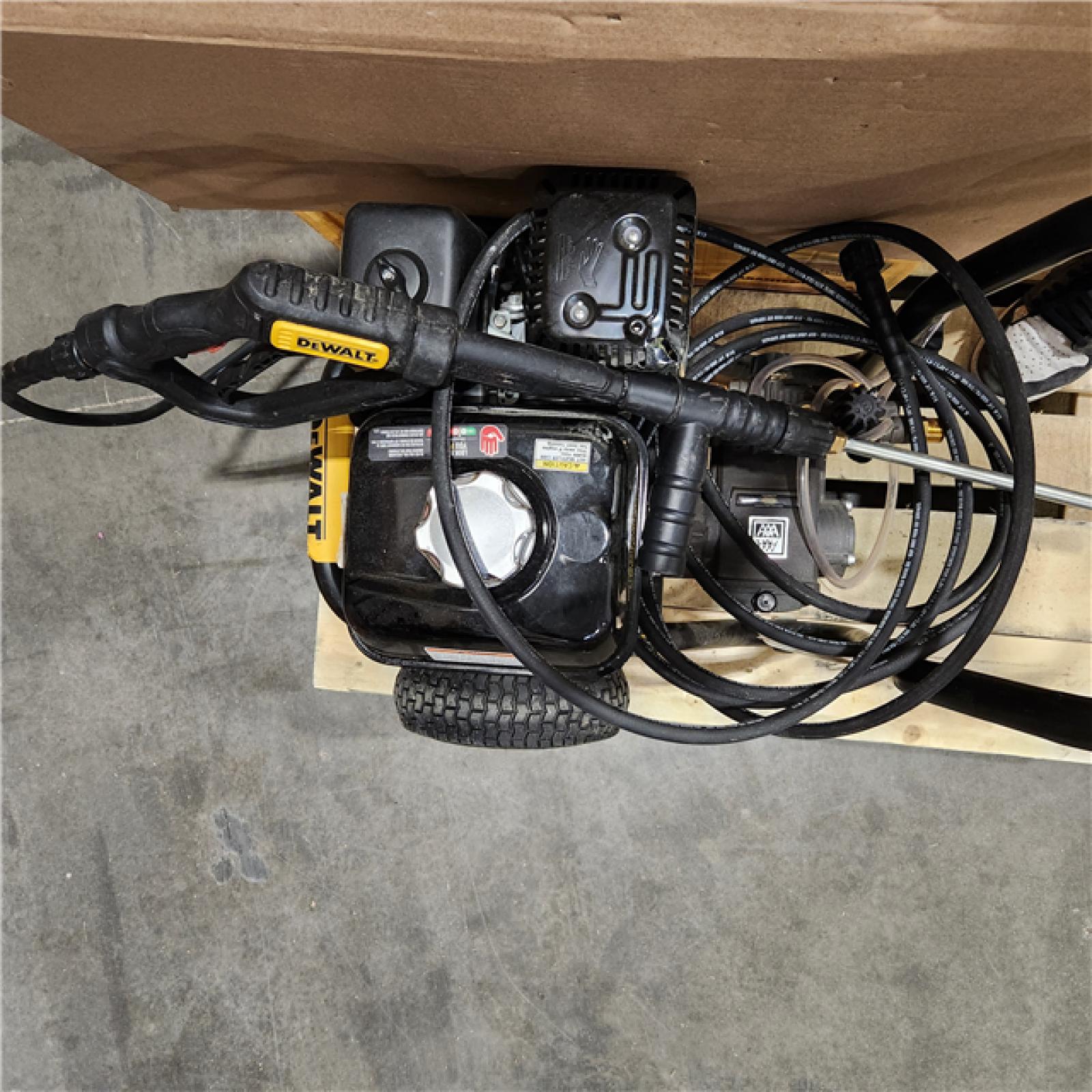 Dallas Location - As-Is DEWALT 3600 PSI 2.5 GPM Gas Pressure Washer