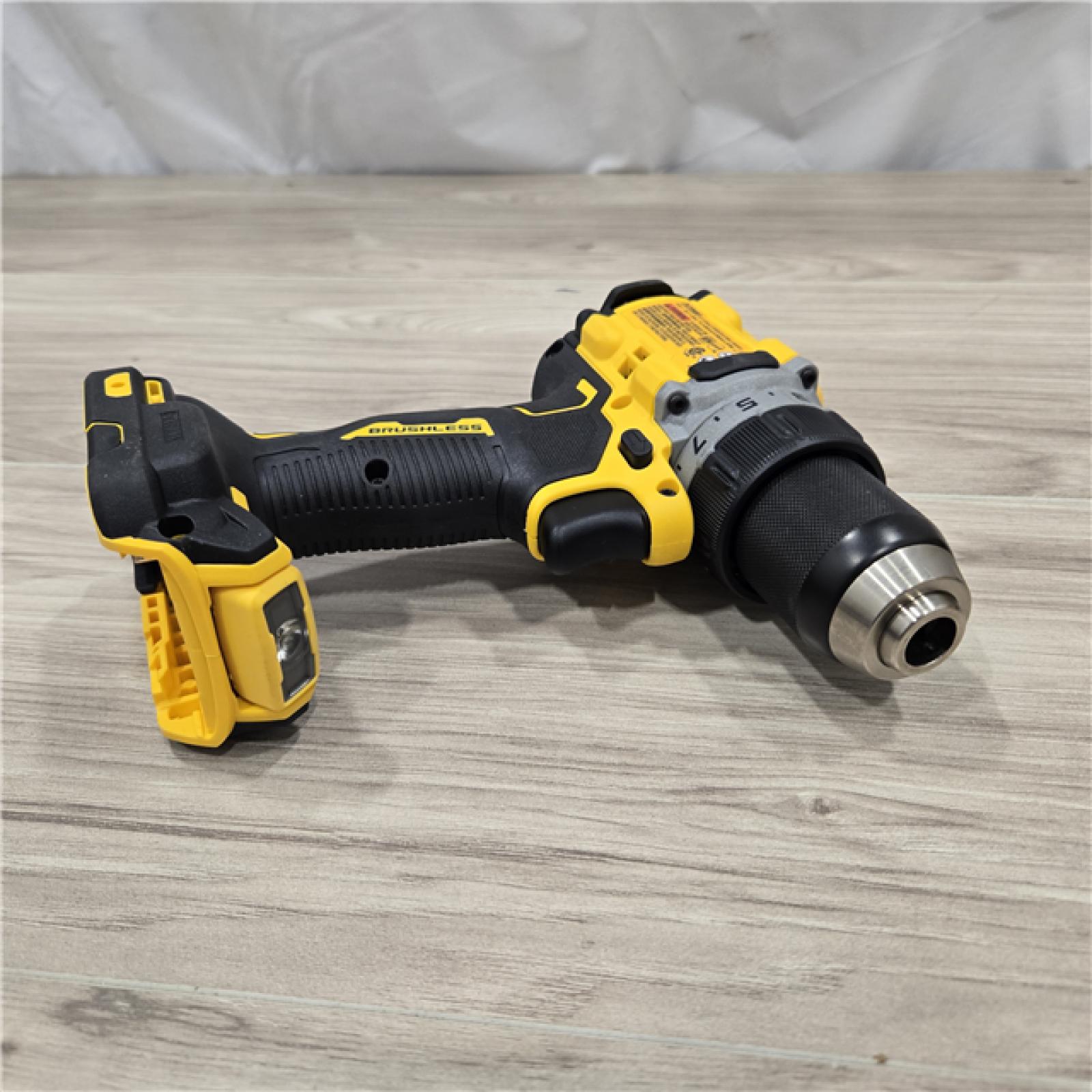 AS-IS DEWALT 20V MAX XR Cordless Drill/Driver Kit