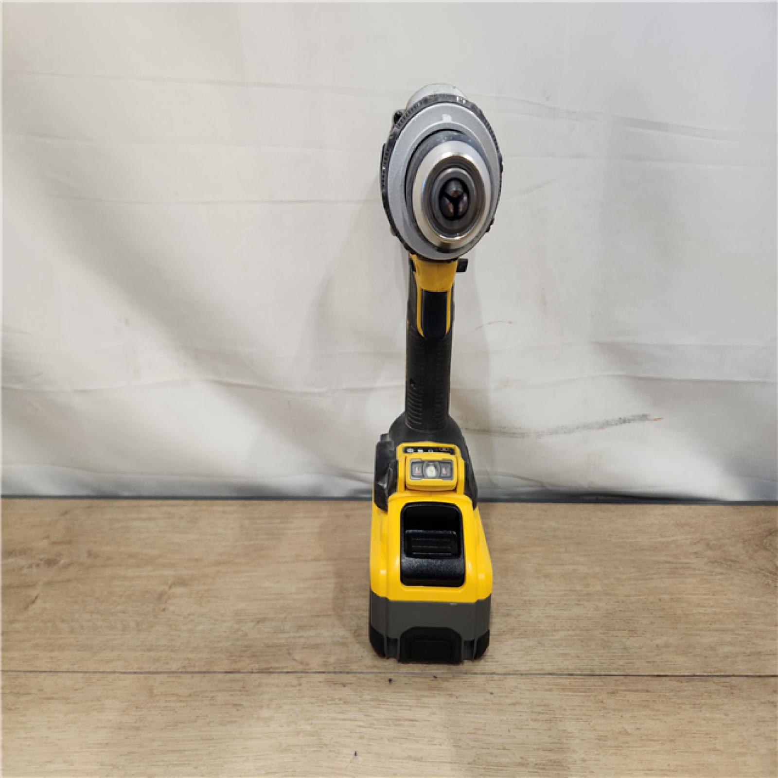 AS-IS- DEWALT Atomic 20V Max Lithium-Ion Brushless Cordless Compact 1/4 in. Impact Driver Kit