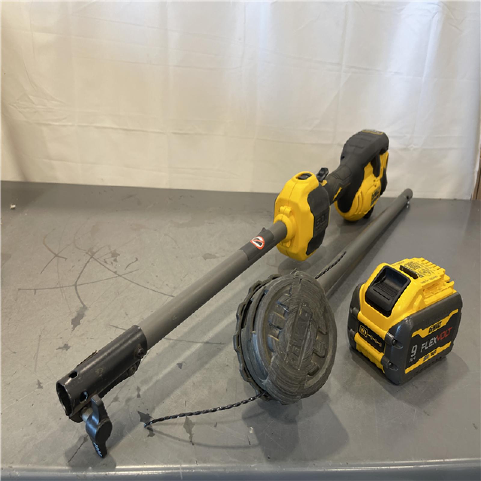 AS-IS - DEWALT FLEXVOLT 60V MAX 17 in. Cordless Battery Powered Attachment Capable Trimmer Kit