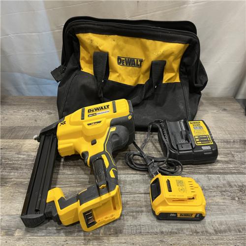 AS-IS DEWALT 20V MAX XR Lithium-Ion Cordless 18-Gauge Narrow Crown Stapler Kit