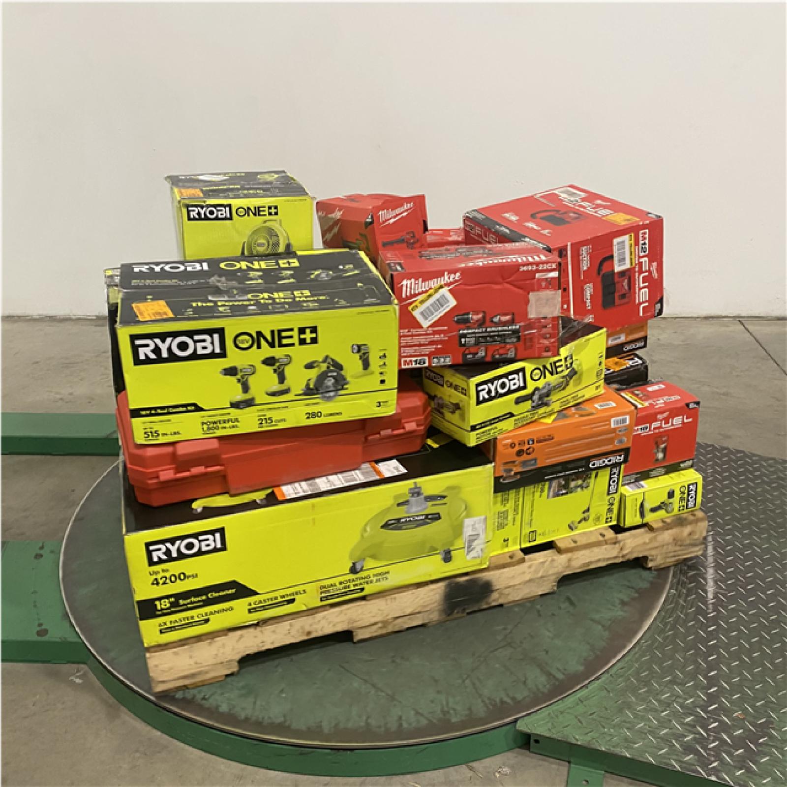 Dallas Location - As-Is Tool Pallet
