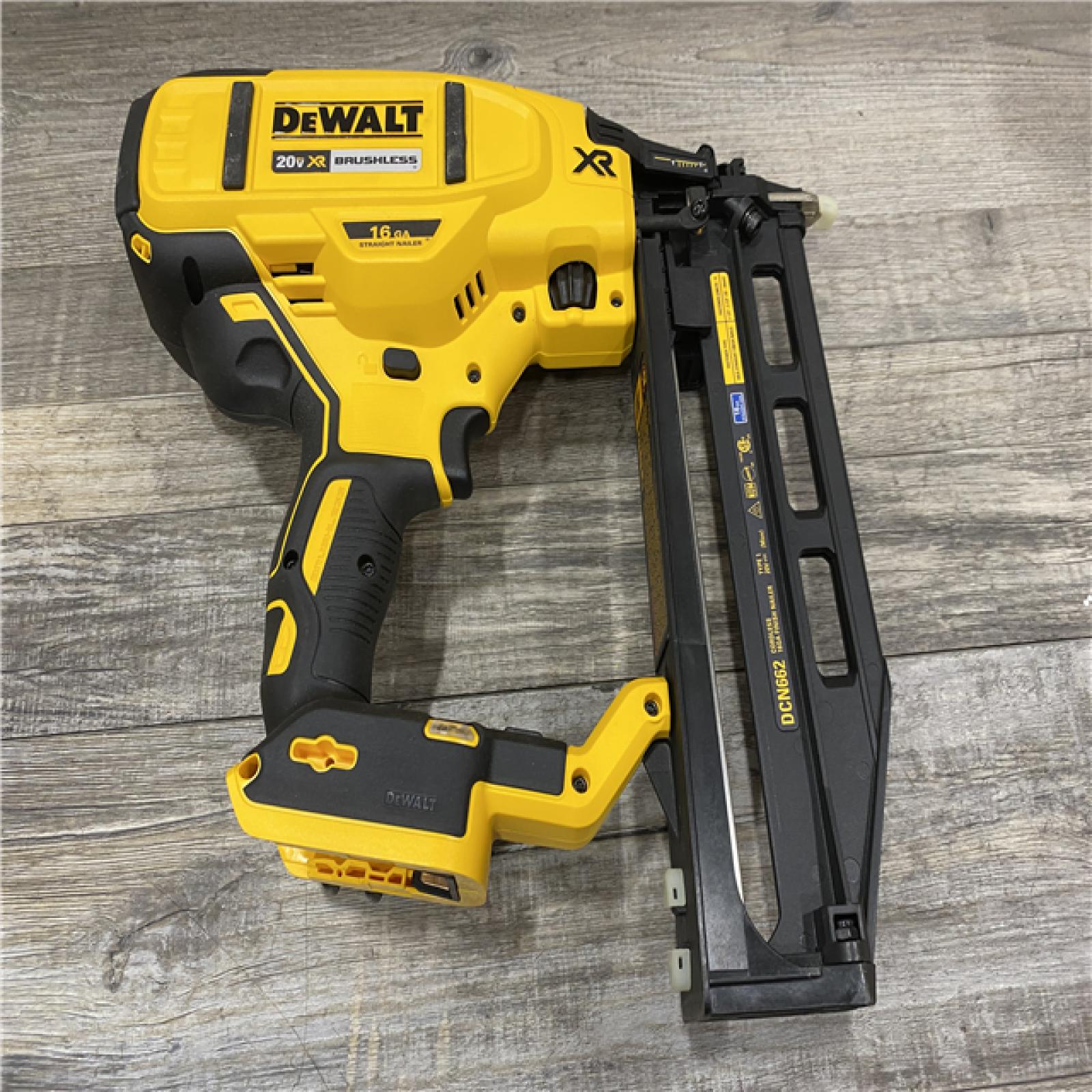 AS-IS DEWALT 20V MAX XR 16-Gauge Lithium-Ion Cordless Finish Nailer (Tool Only)
