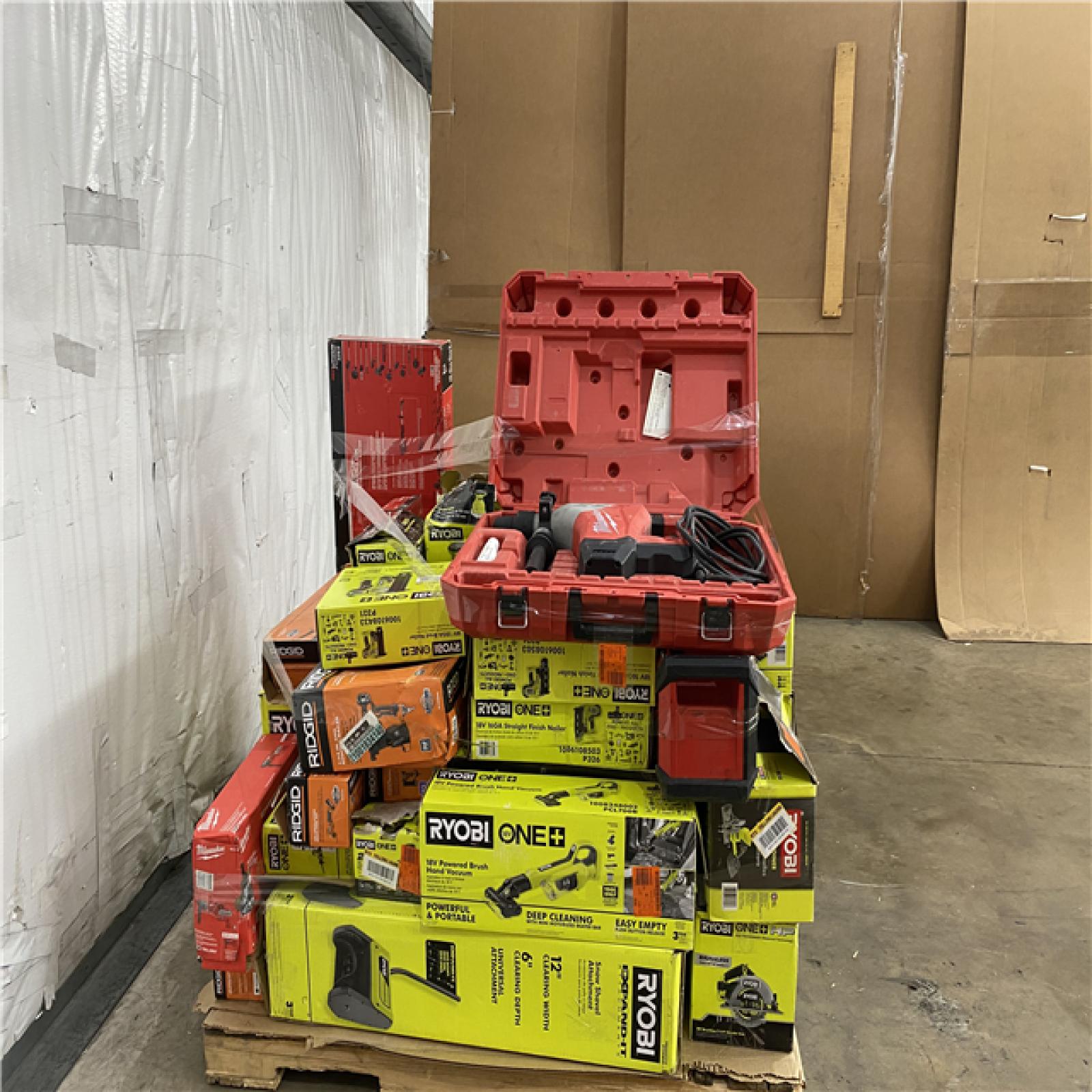 Houston Location AS IS - Tool Pallet
