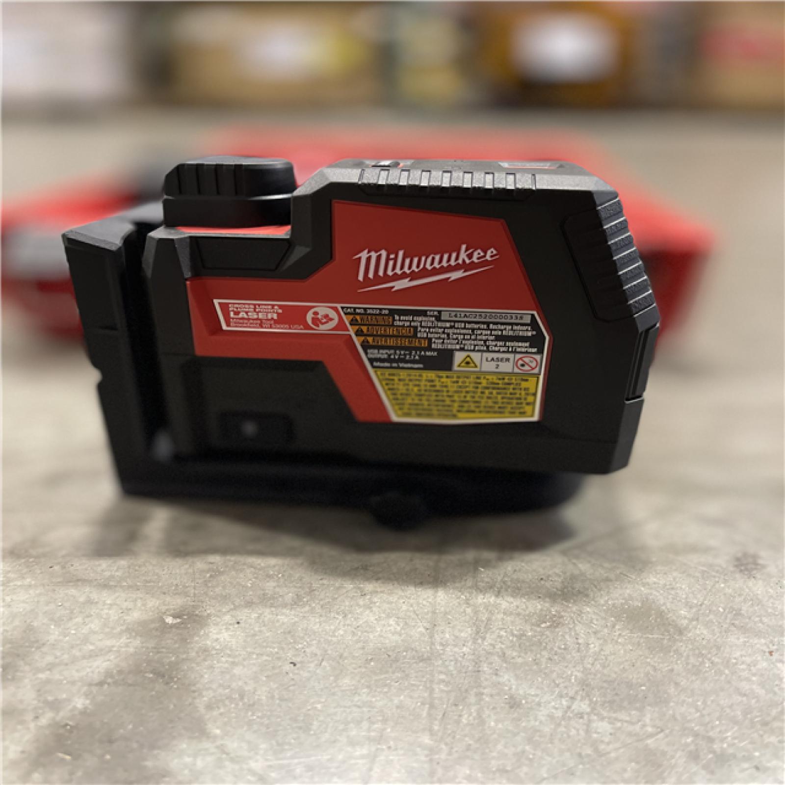 DALLAS LOCATION- AS-IS Milwaukee-3522-21 Green Beam Laser Cross Line Plumb Point USB Rechargeable