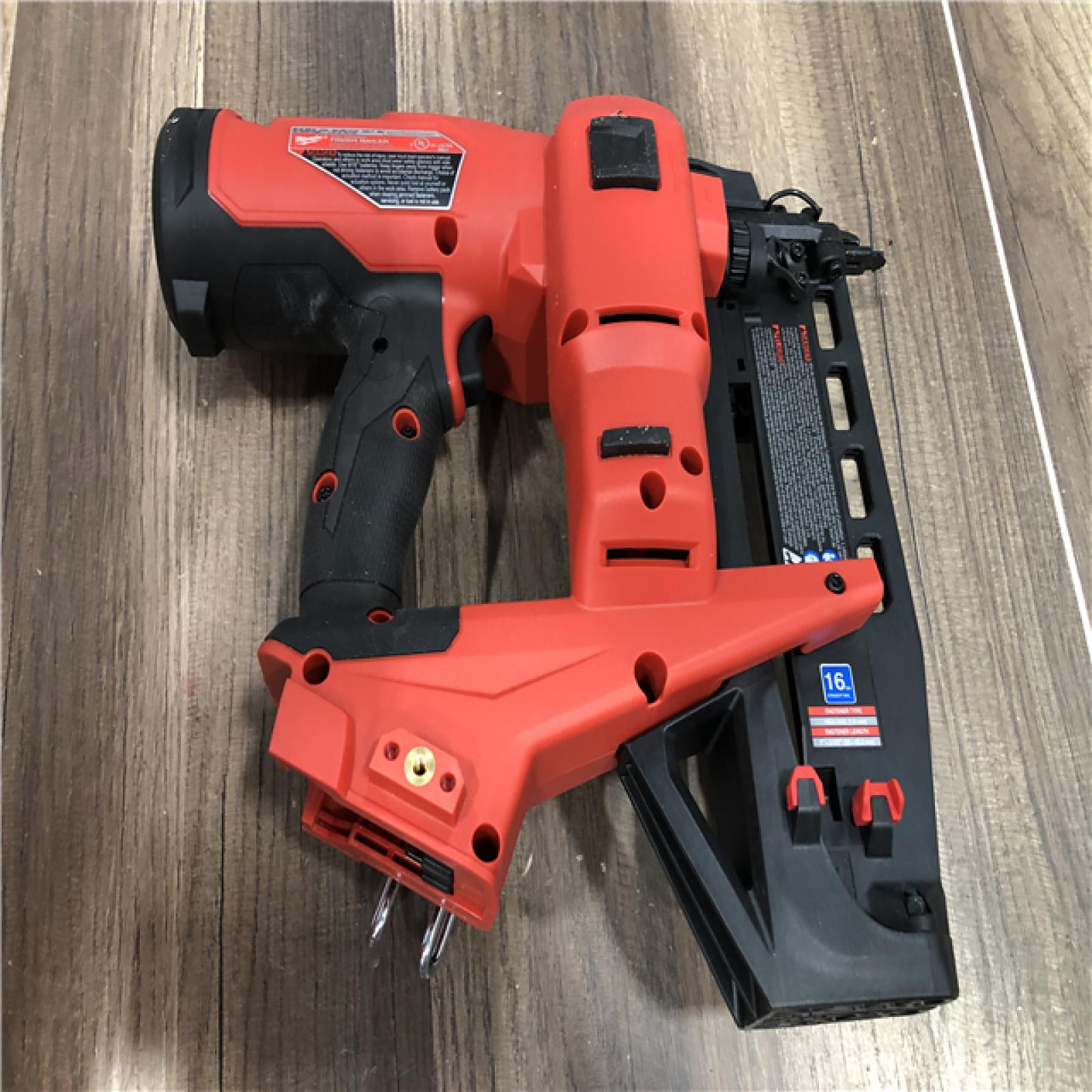 AS-IS Milwaukee FUEL 18-Volt Lithium-Ion Brushless Cordless Gen ll 16-Gauge Straight Finish Nailer (Tool Only)