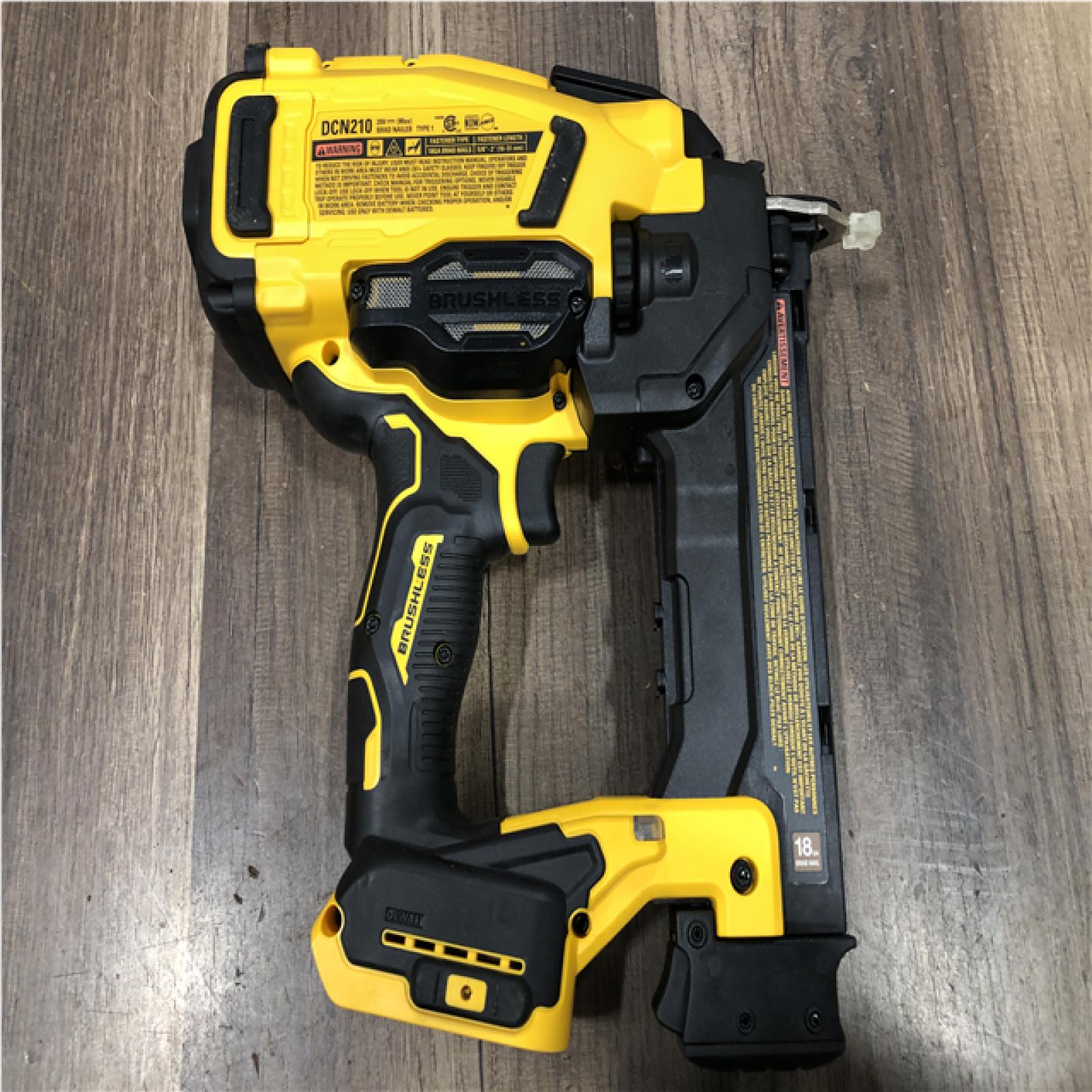 AS-IS DEWALT 20V MAX XR 18 Gauge Cordless Brad Nailer (Tool Only)