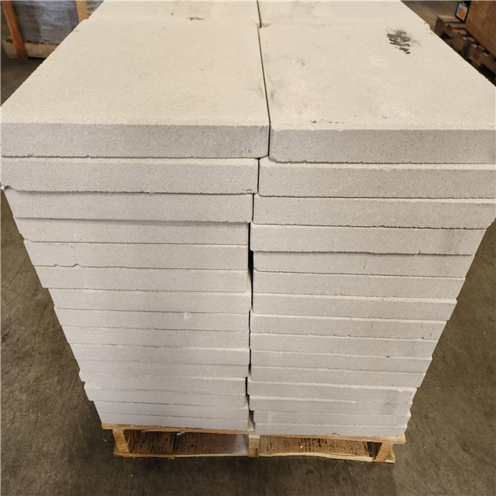 Phoenix AS-IS Oldcastle 15.75 in. x 15.75 in. x 1.75 in. White Concrete Step Stone (90- Piece Pallet)
