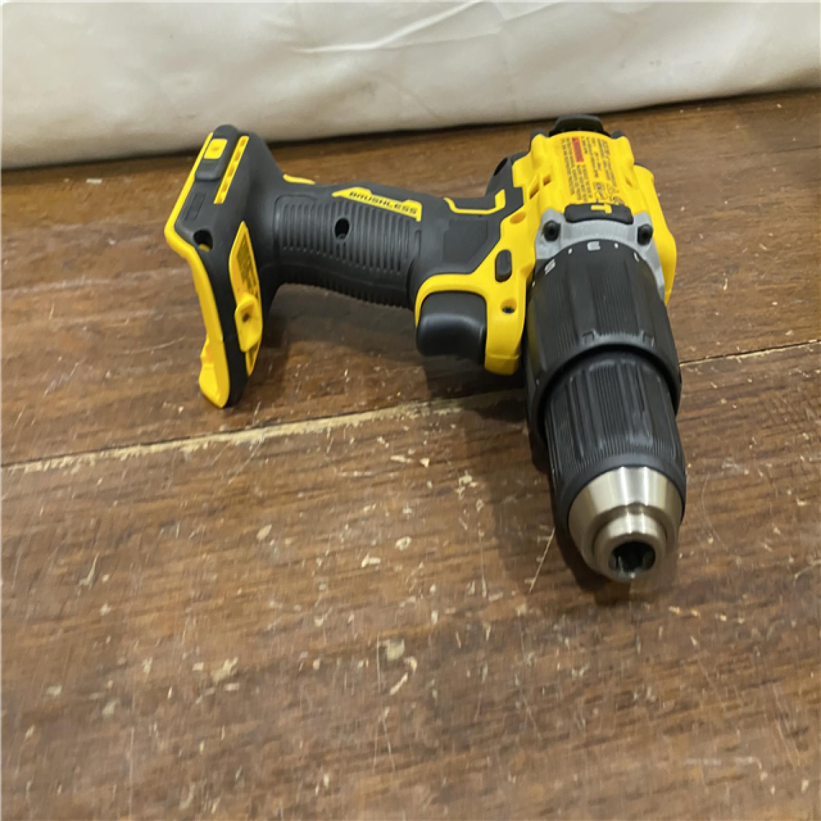 AS-IS DEWALT ATOMIC 20-Volt Lithium-Ion Cordless 1/2 in. Compact Hammer Drill with 3.0Ah Battery, Charger and Bag