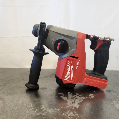 AS-IS- Milwaukee M18 FUEL 18V Lithium-Ion Brushless Cordless 5/8 in. SDS-Plus Rotary Hammer (Tool-Only)