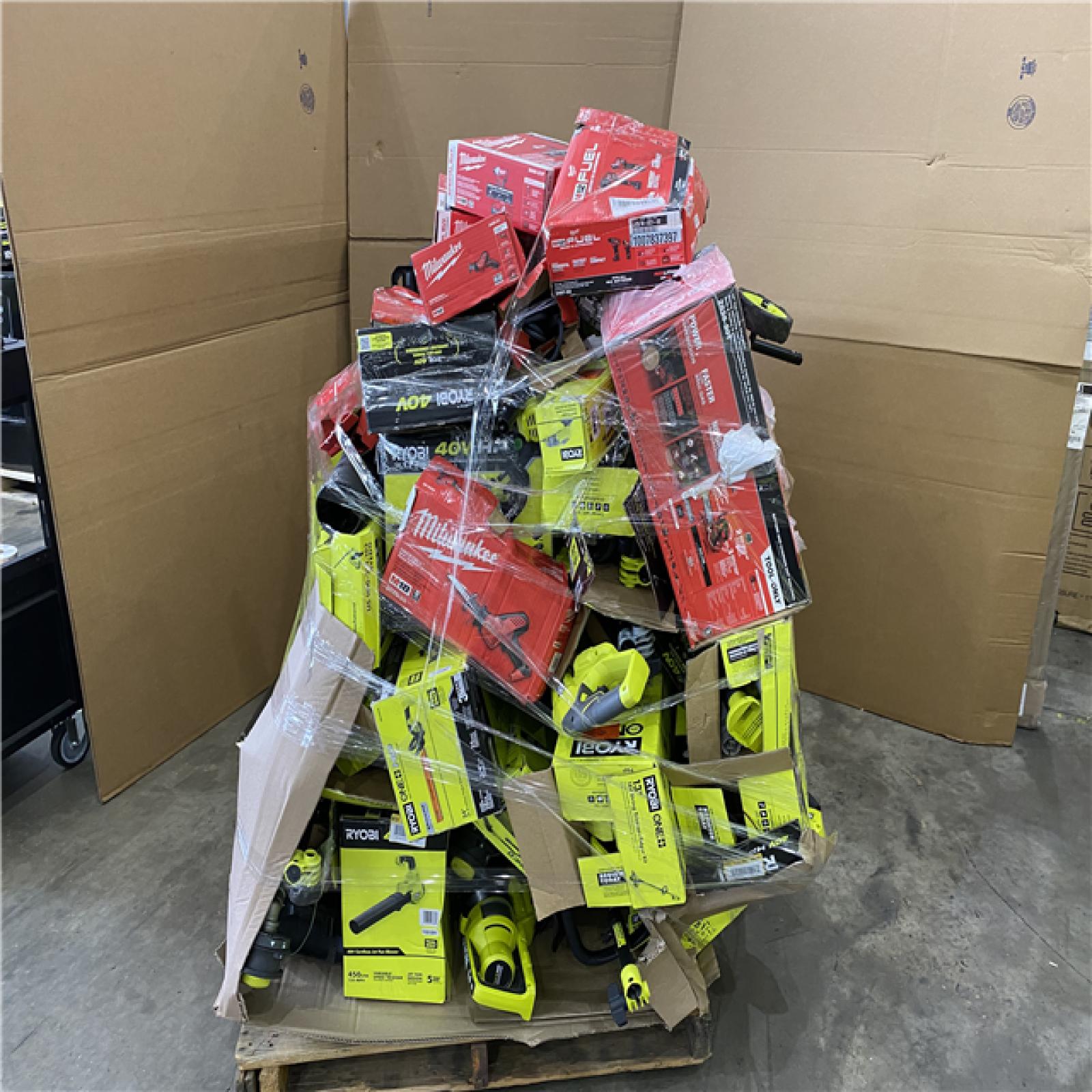 Houston Location- AS-IS - Tool Pallet