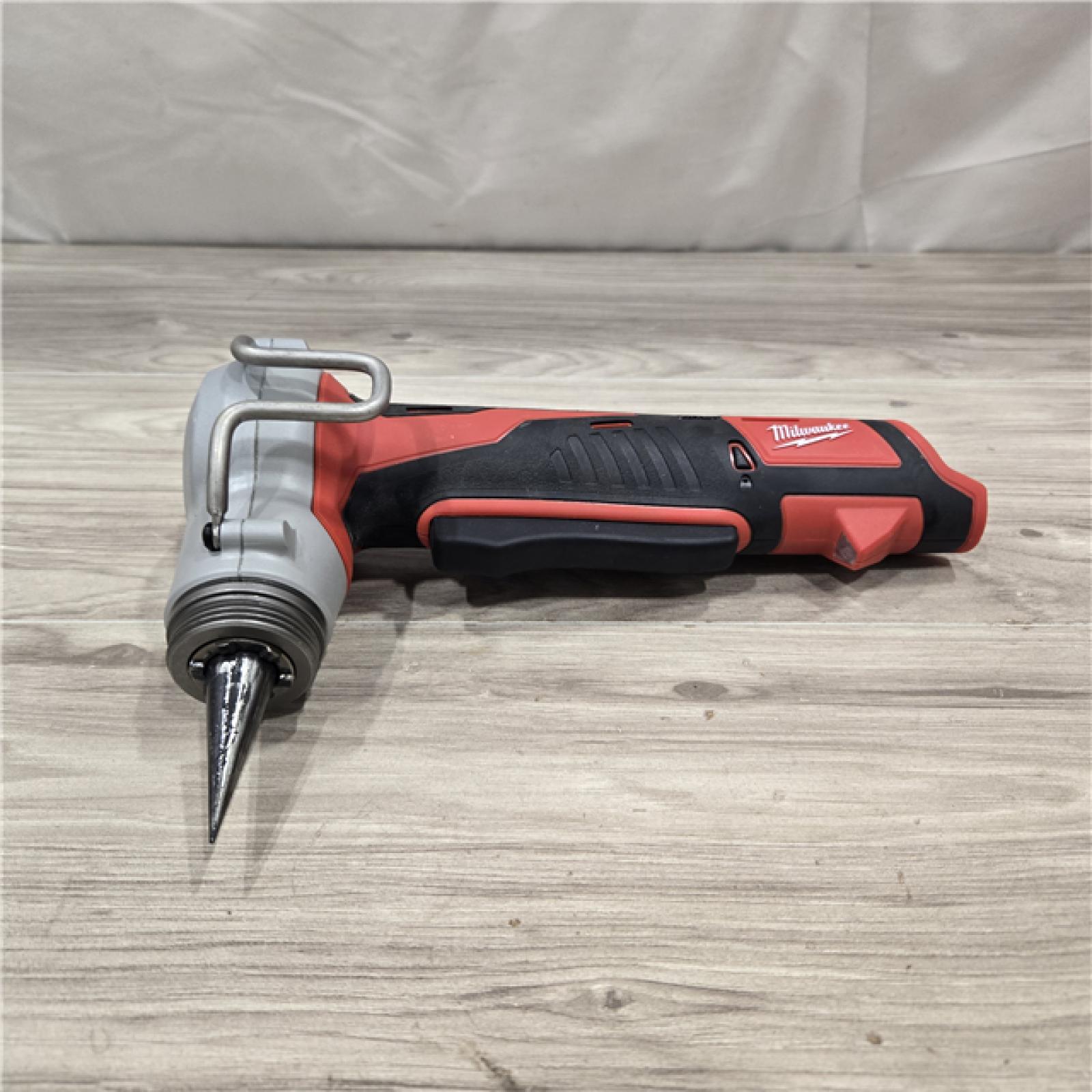 AS-IS Milwaukee M12 12V Lithium-Ion Cordless PEX Expansion Tool Kit