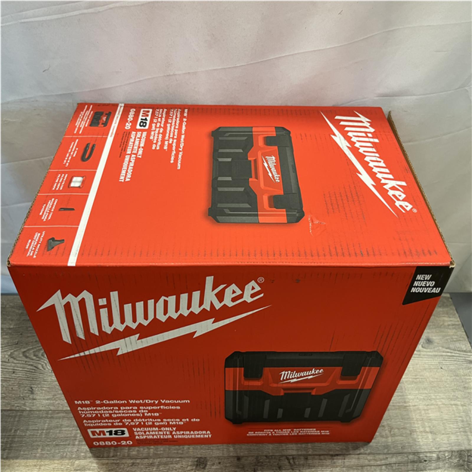 NEW - Milwaukee 18-Volt 2 Gal. Lithium-Ion Cordless Wet/Dry Vacuum (Vacuum-Only)