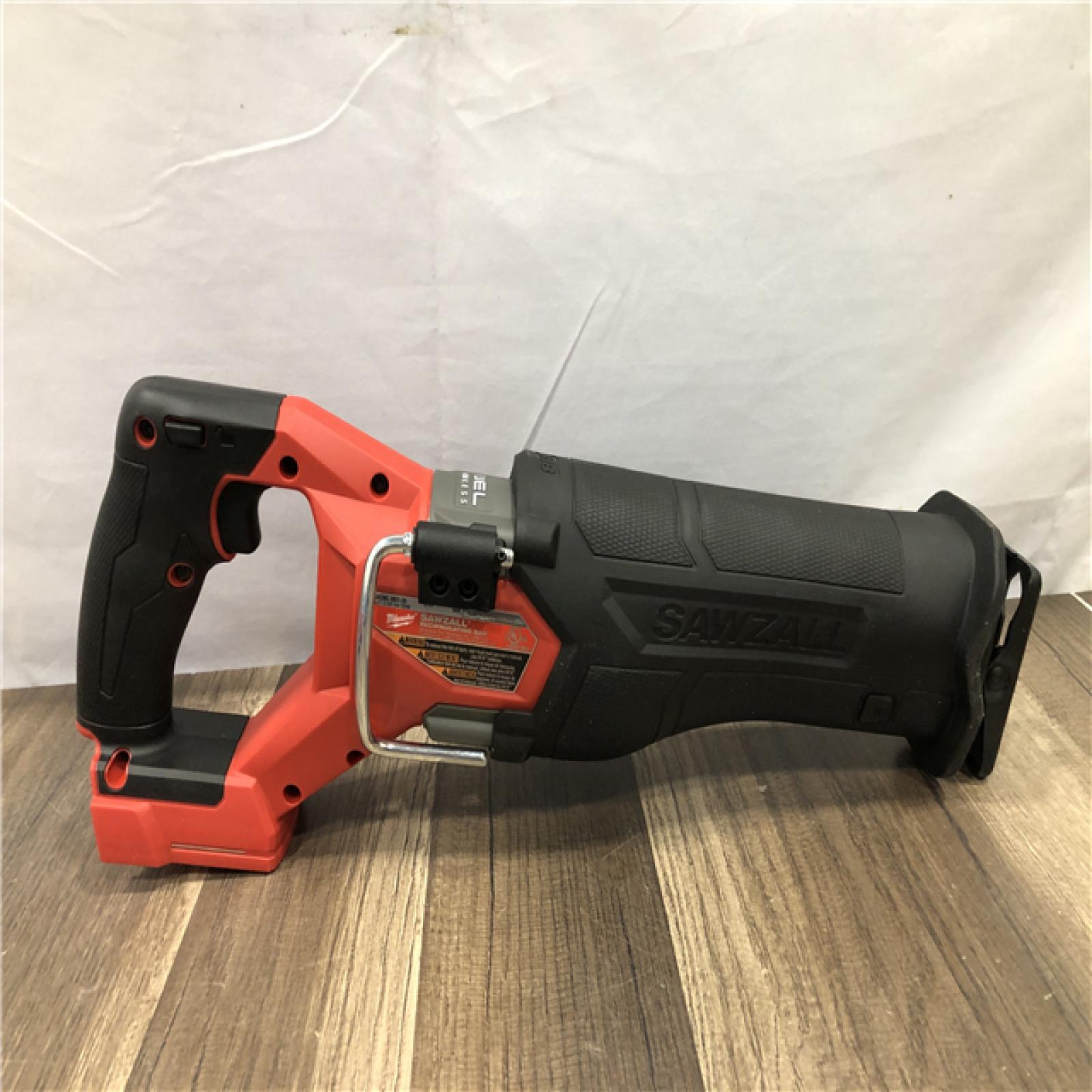 AS-IS Milwaukee  FUEL GEN-2 18V Lithium-Ion Brushless Cordless SAWZALL Reciprocating Saw (Tool-Only)