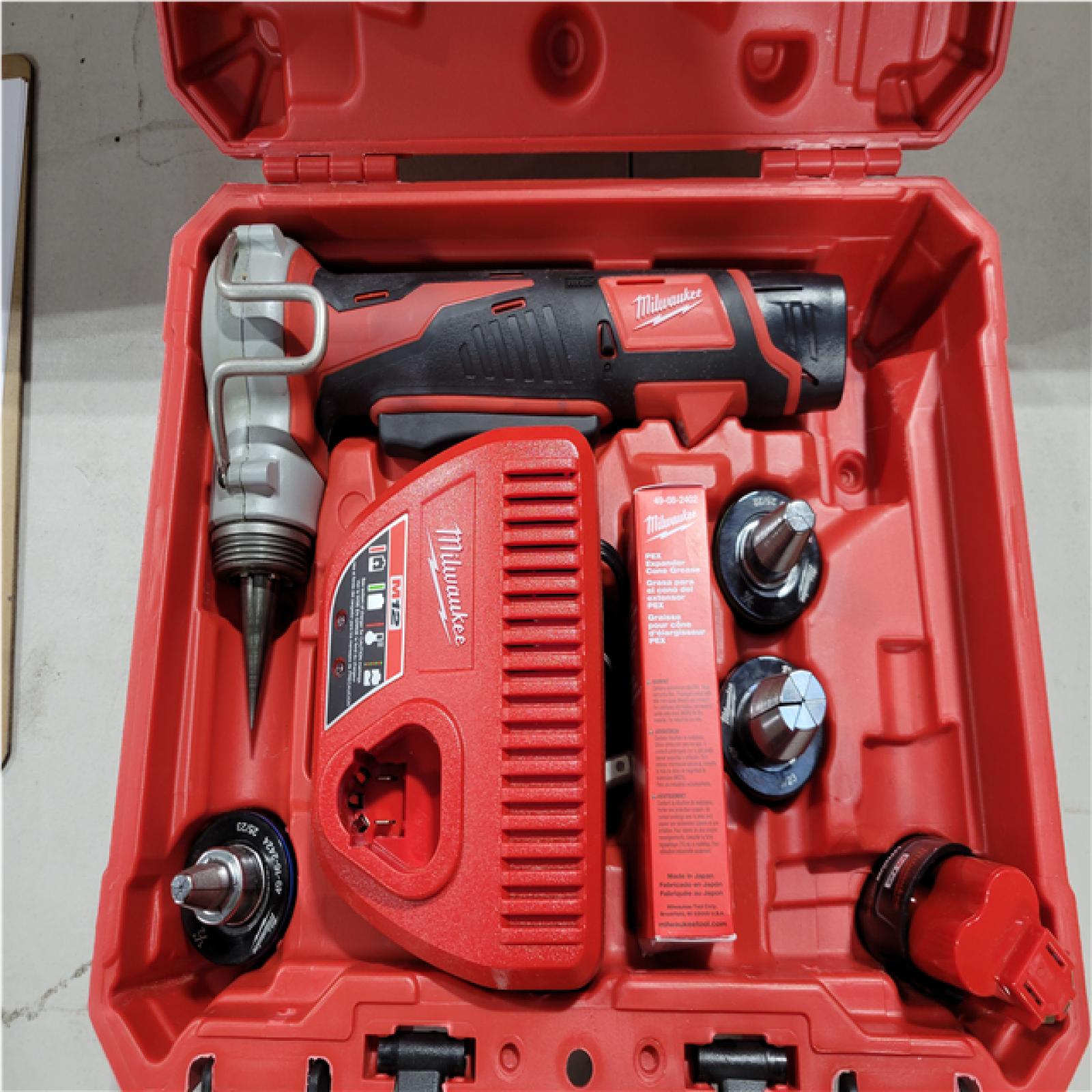 CALIFORNIA AS-IS MILWAUKEE M12 PEX EXPANDER KIT