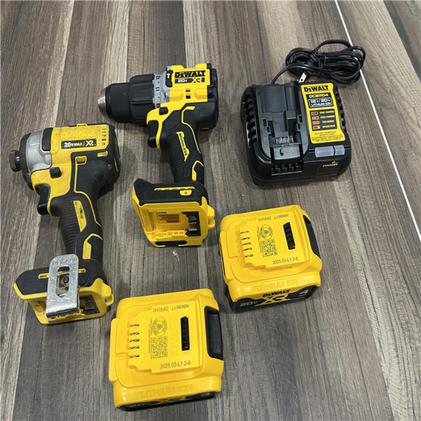 GOOD DEWALT 20V MAX XR Hammer Drill and ATOMIC Impact Driver 2 Tool Cordless Combo Kit with (2) 4.0Ah Batteries, Charger, and Bag
