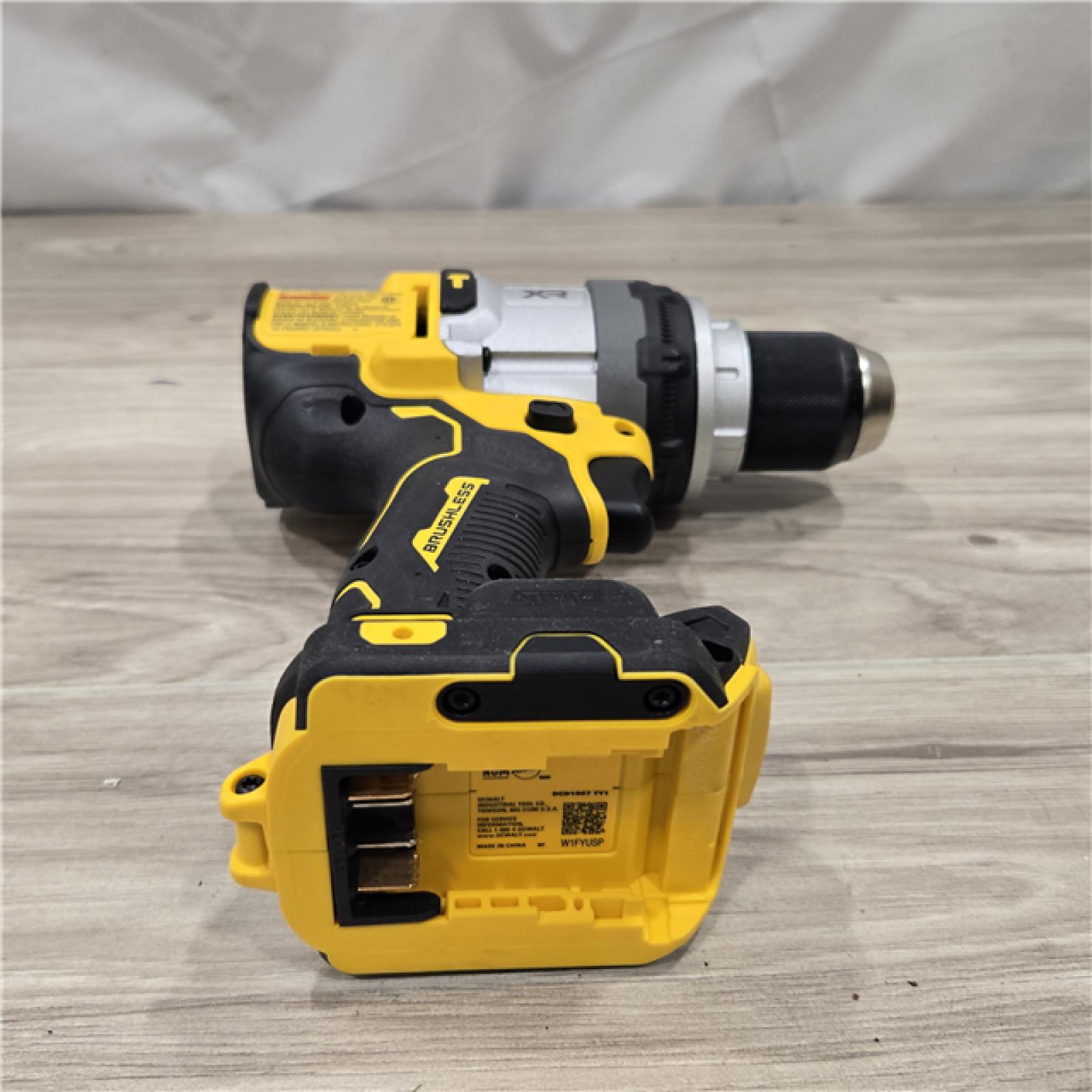 AS-IS DEWALT 20V XR  Cordless Hammer Drill Kit