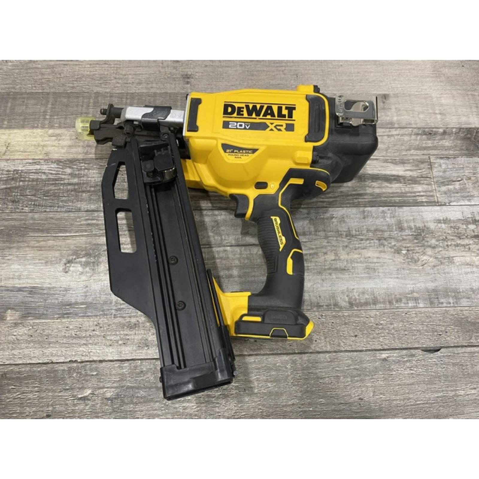 AS-IS DEWALT 20-Volt 21° Cordless Framing Nailer (Tool-Only)