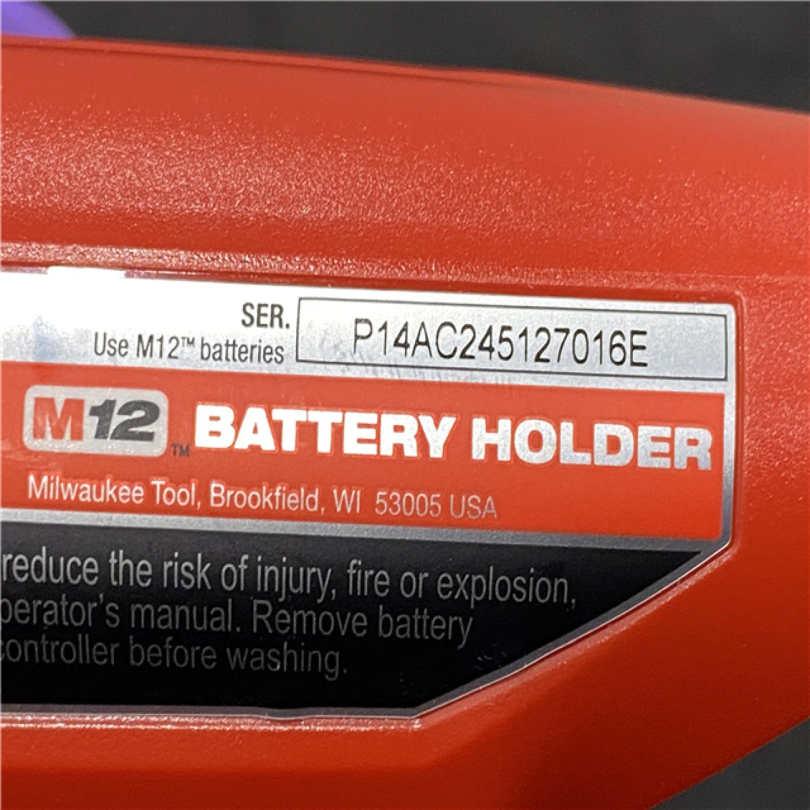 AS-IS Milwaukee Men's X-Large 12-Volt Lithium-Ion Cordless Axis Black Heated Vest Kit