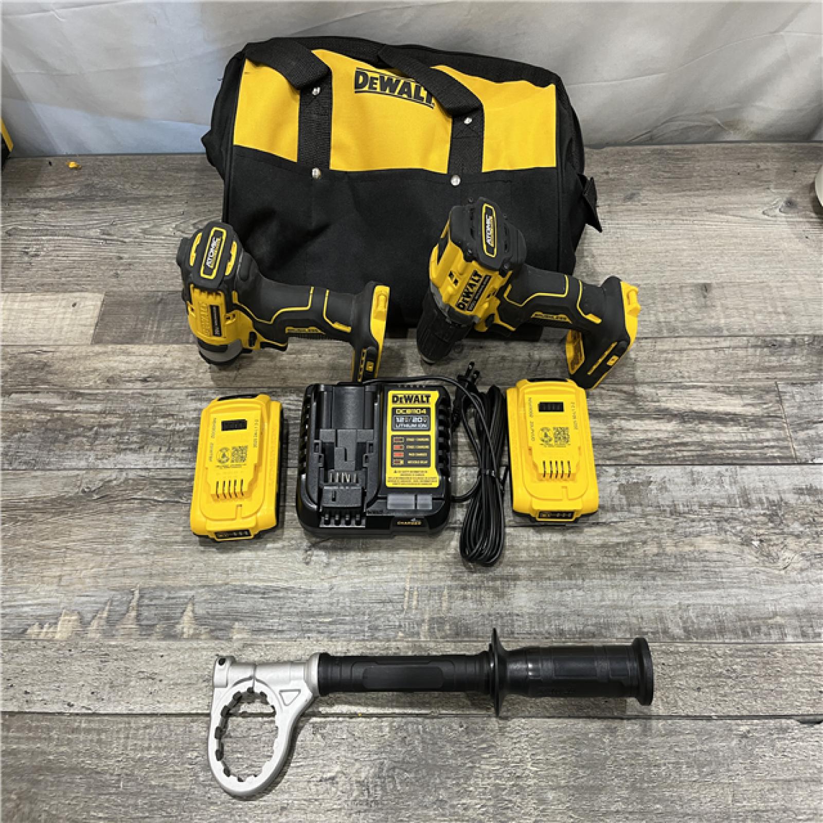 AS-IS DEWALT 20V XR Lithium-Ion Cordless Brushless 1/2 in. Drill/Driver Kit